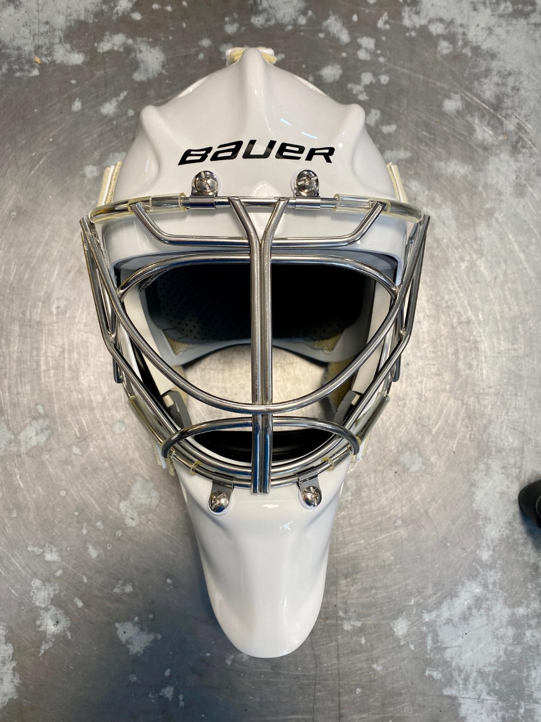 BAUER PROFILE 950X GOALIE MASK S/M WHITE CAT EYES CAGE MINT CONDITION