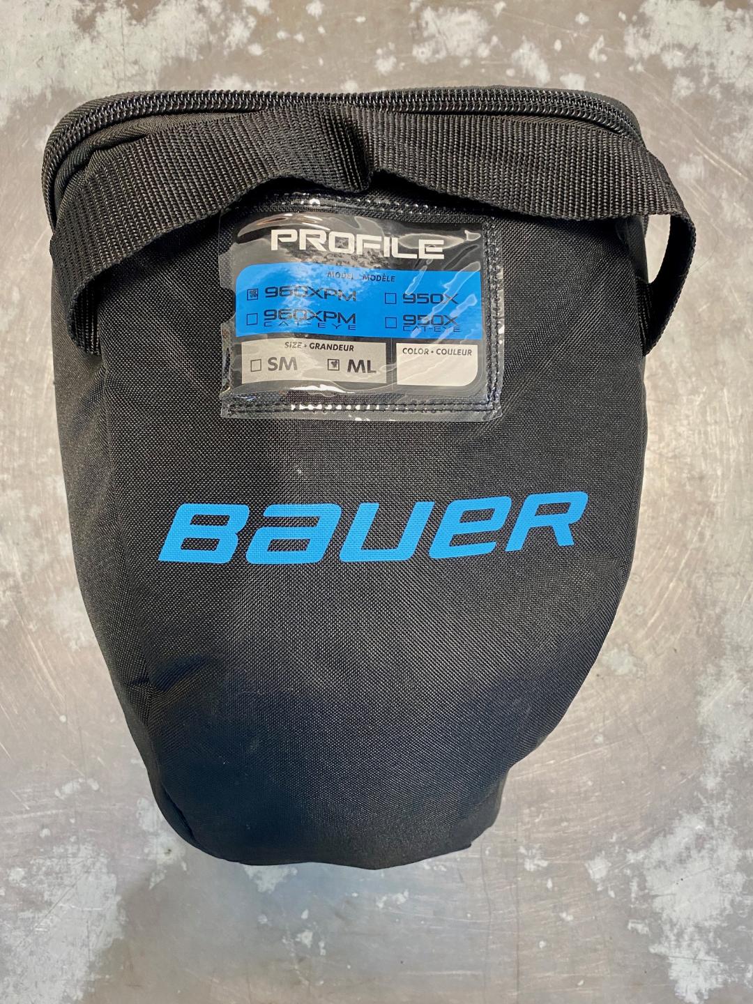 BAUER PROFILE 950X GOALIE MASK S/M WHITE CAT EYES CAGE MINT CONDITION