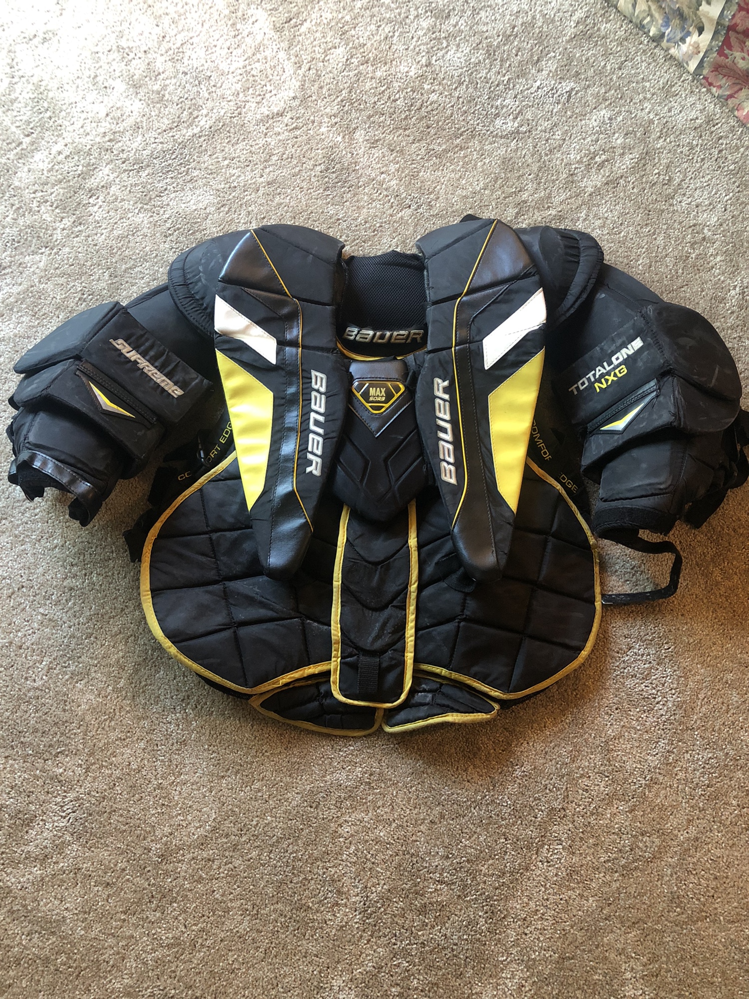 Bauer Supreme Total One NXG chest protector SidelineSwap