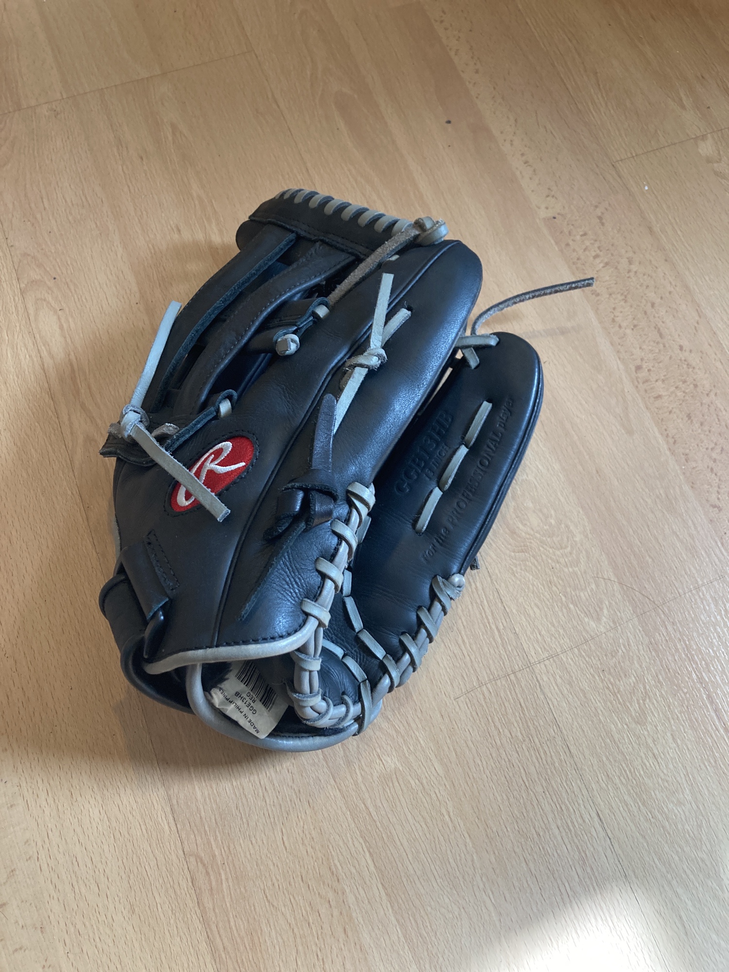 NWOT Rawlings GG Elite 13 inch Baseball/Softball Glove SidelineSwap