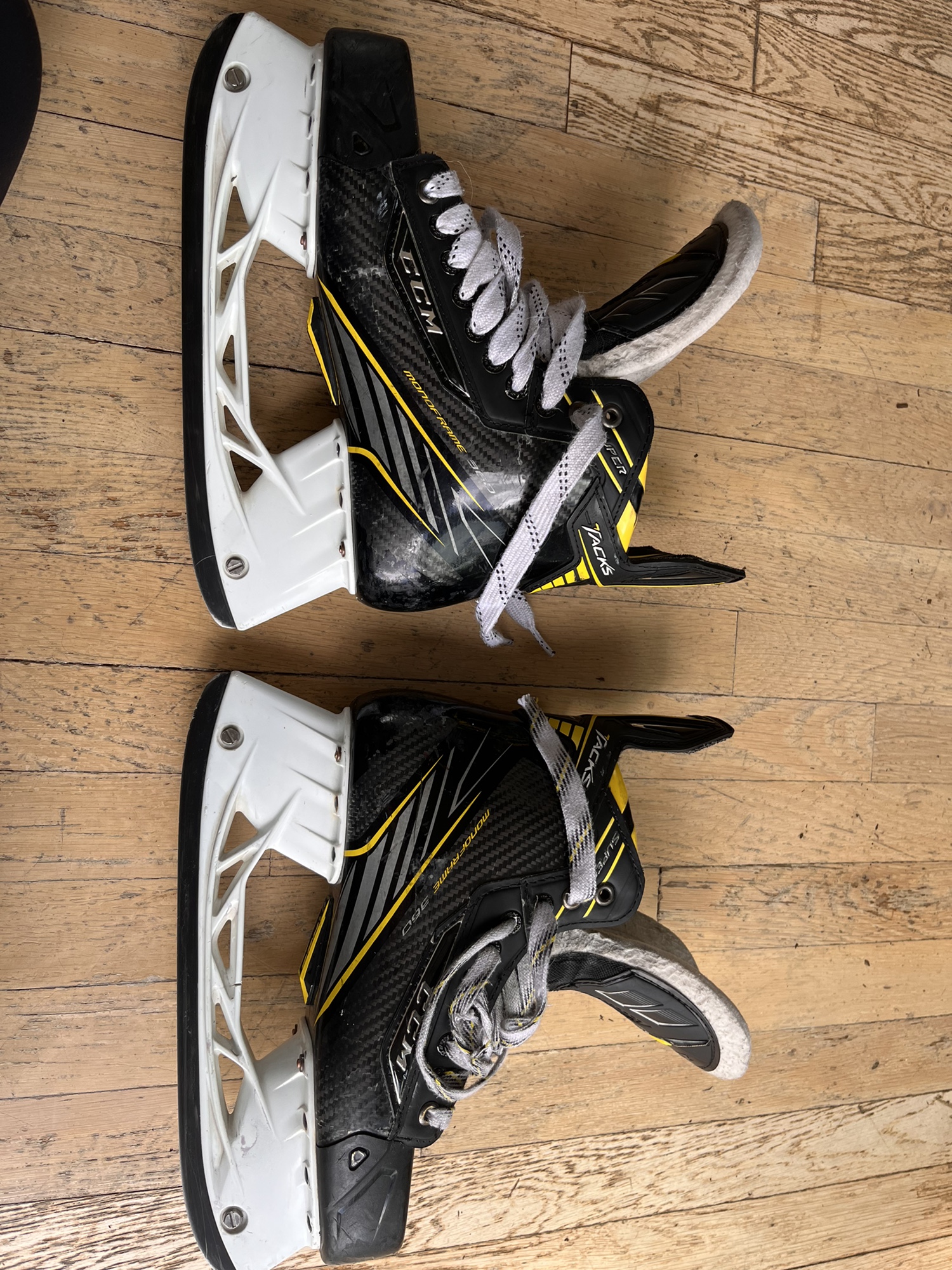 CCM SuperTacks hockey skates size 8.5 D SidelineSwap