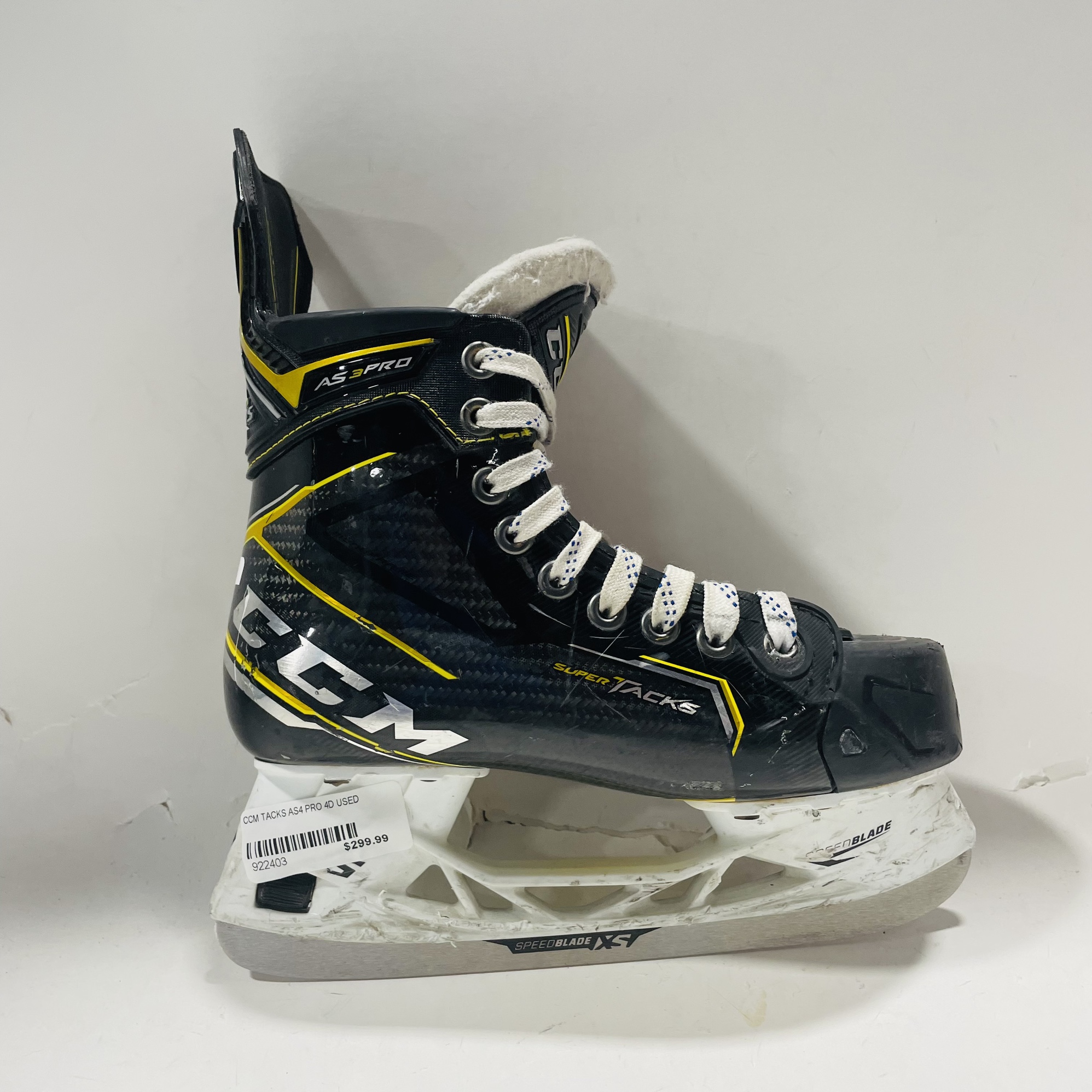 Used CCM Regular Width Size 4 Super Tacks AS3 Pro Hockey Skates