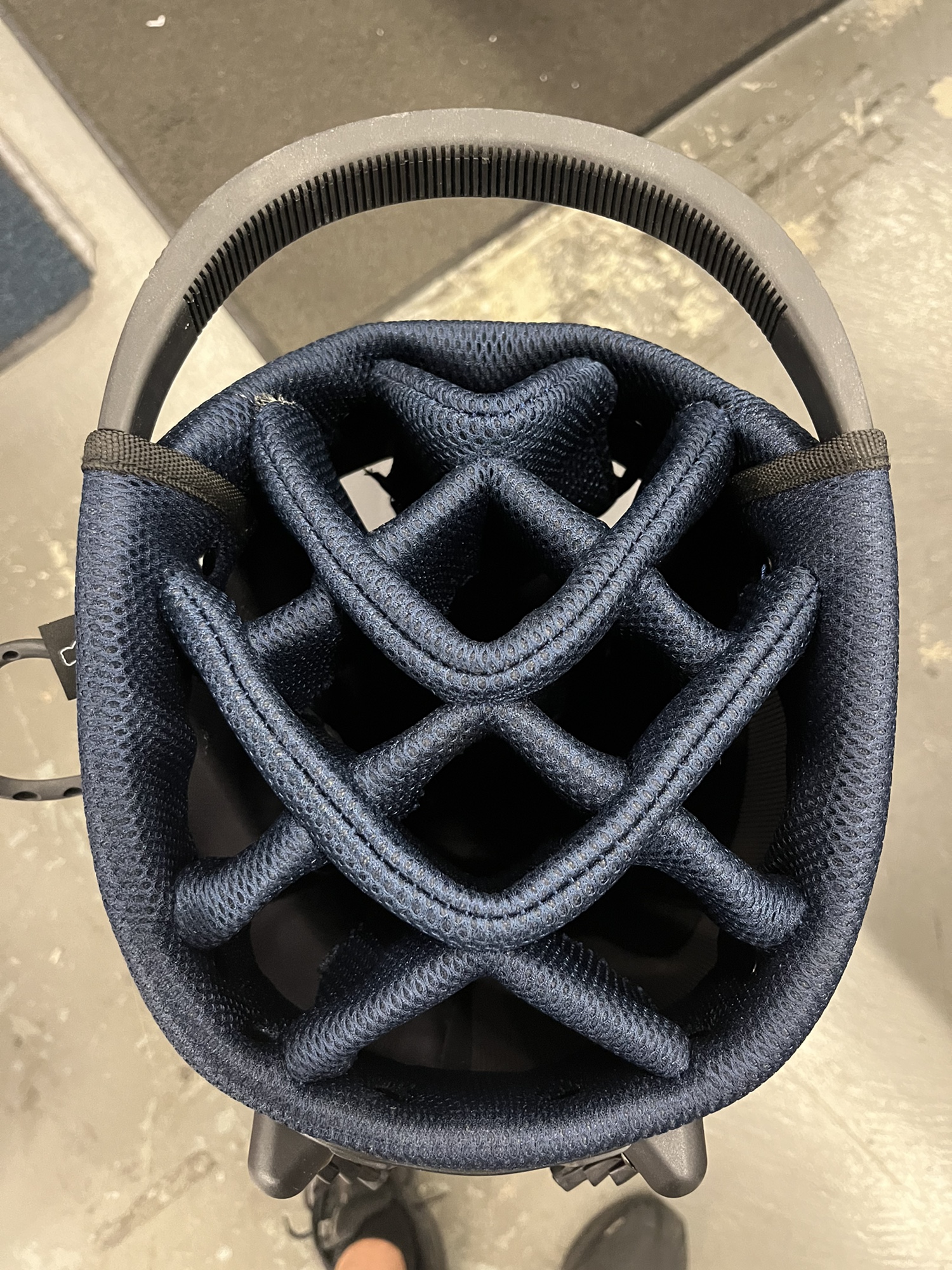 Michelob Ultra Golf Carry Bag w/ Stand SidelineSwap