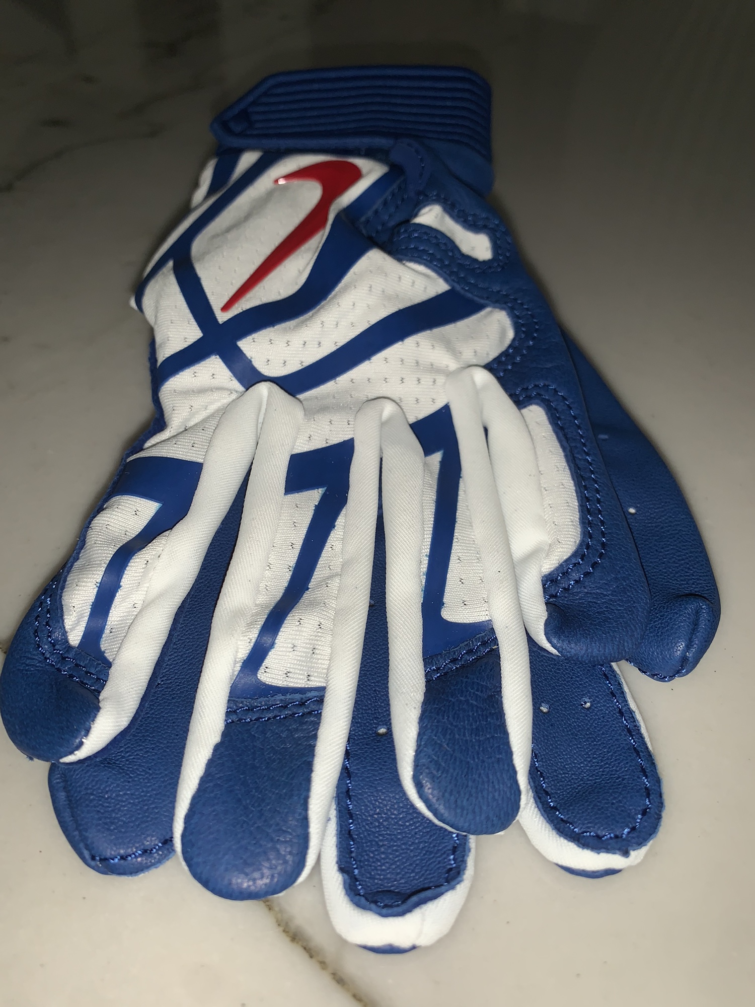 nike swingman batting gloves