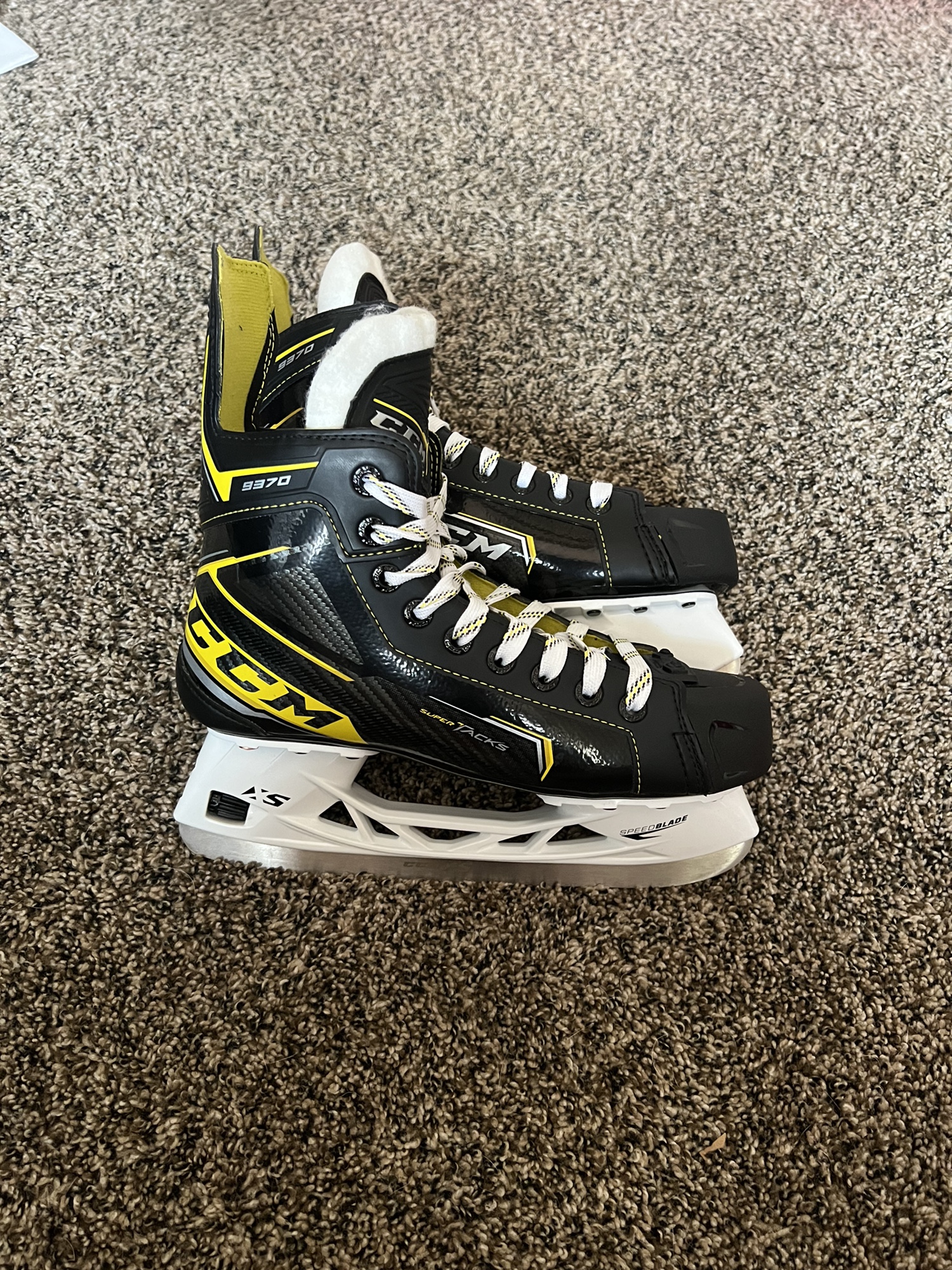 Brand New CCM Tacks 9370 Ice Hockey Skates SidelineSwap