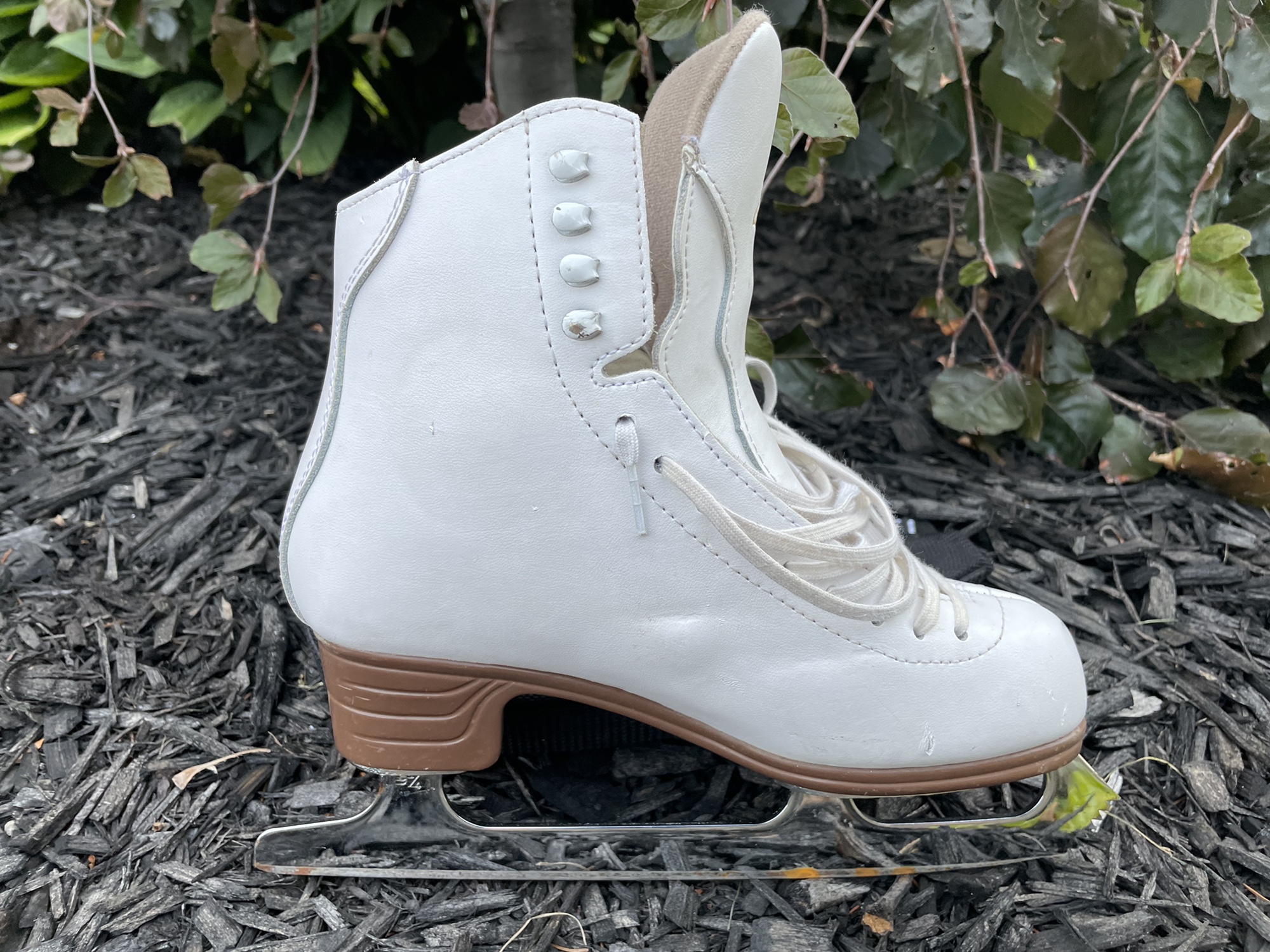 Used Jackson Size 5.5 Figure Skates SidelineSwap