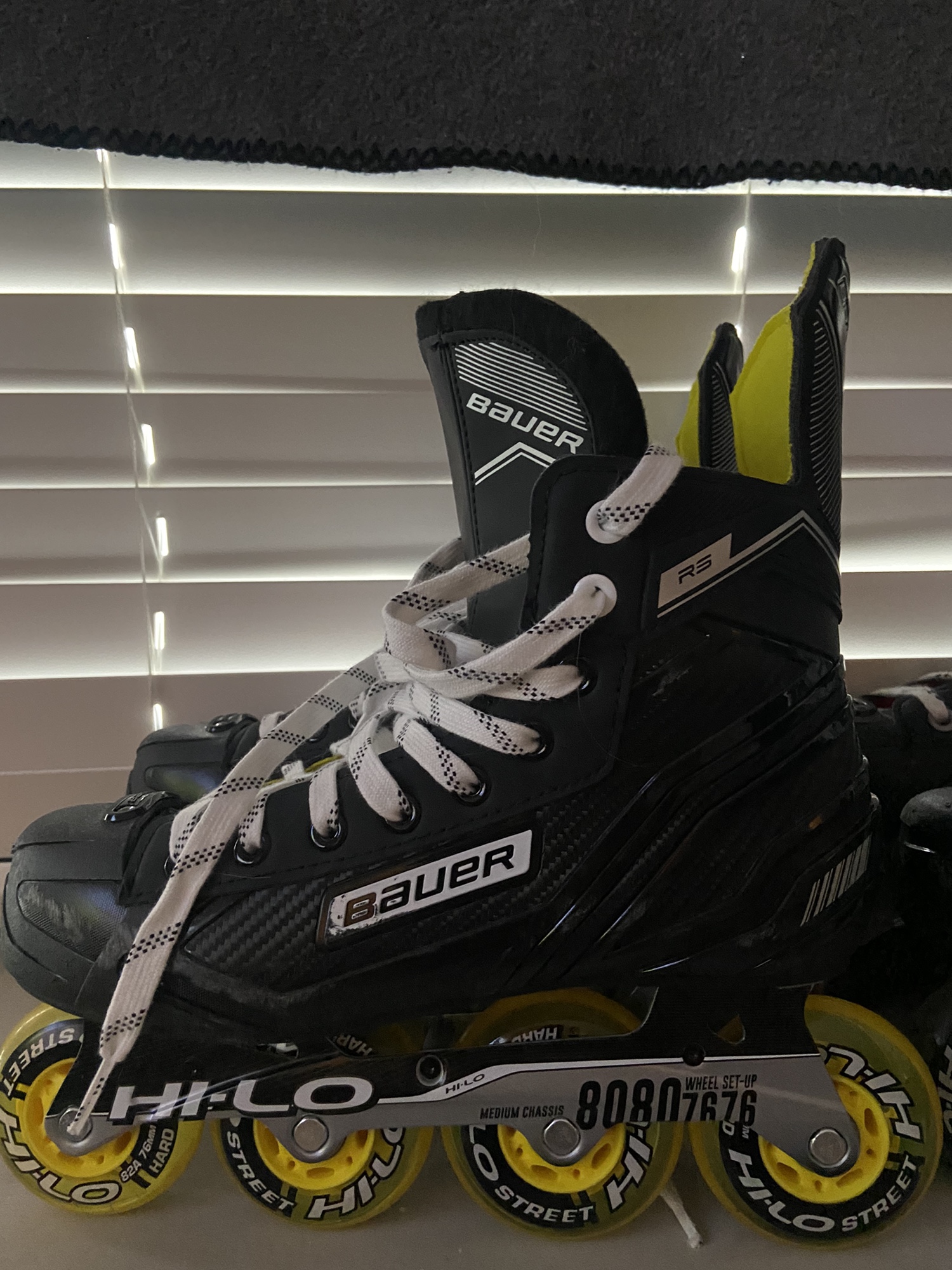 Bauer Regular Width Size 8 Inline Skates SidelineSwap