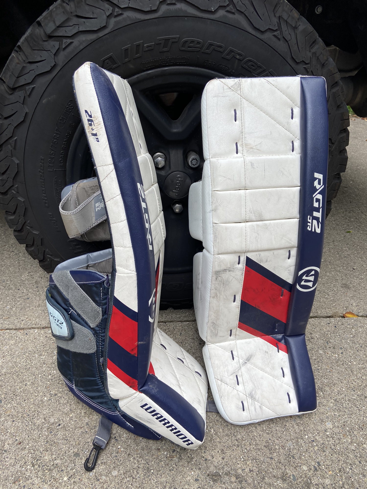 26" Warrior Goalie Leg Pads SidelineSwap