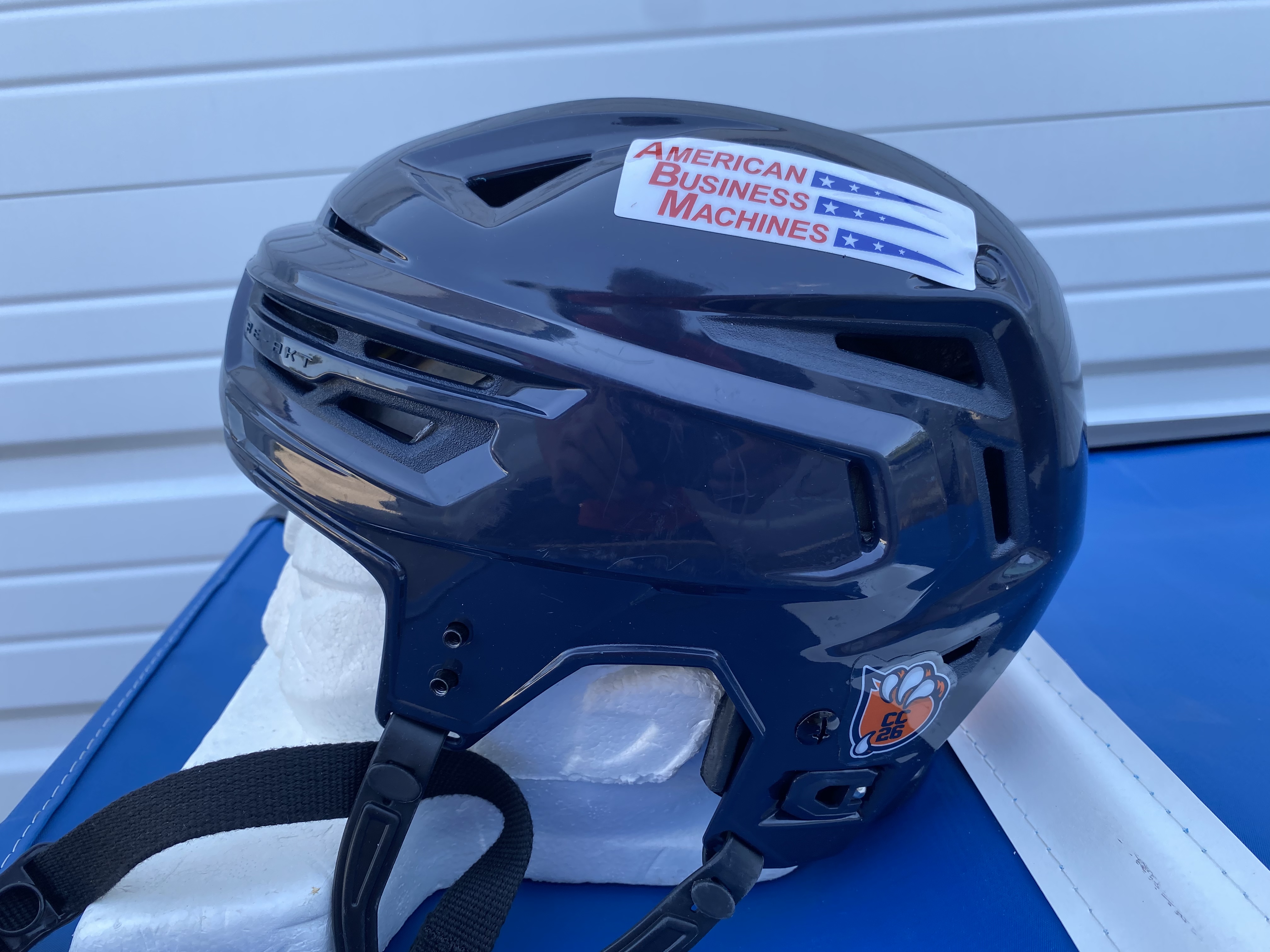 Bauer ReAkt 150 Pro Stock Hockey Helmet Medium Navy Blue 8985