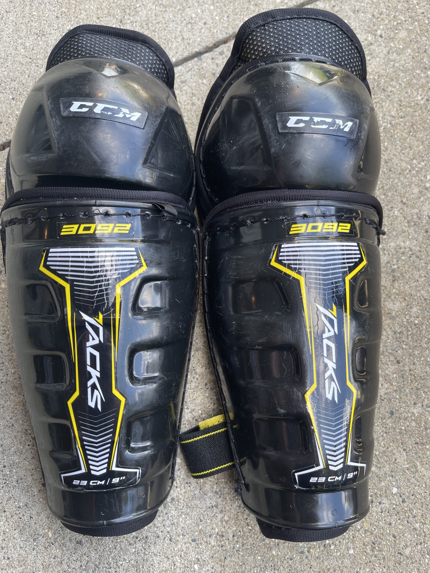 Used CCM Tacks 3092 Shin Pads SidelineSwap