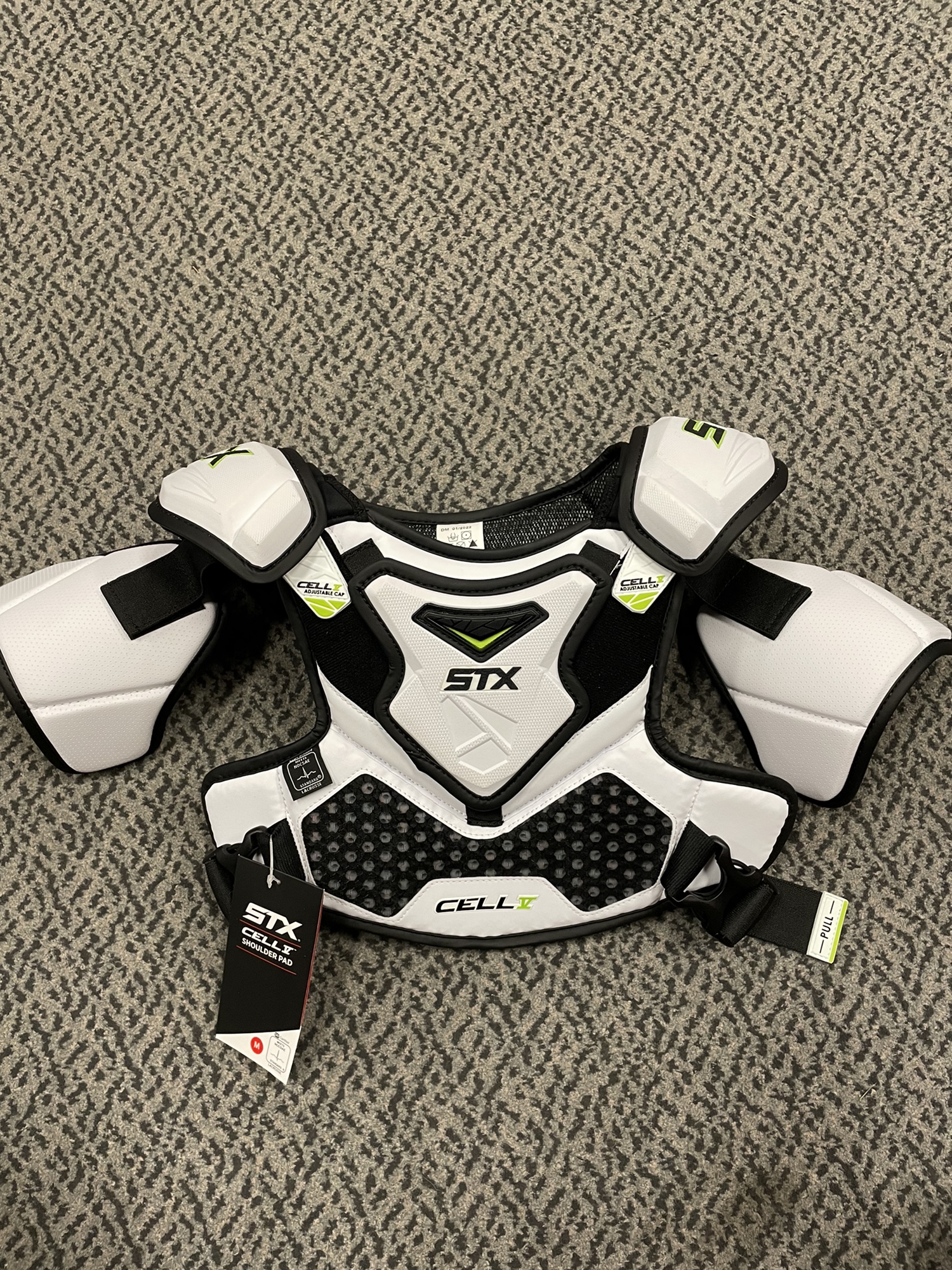 STX Cell V Medium Shoulder pads SidelineSwap