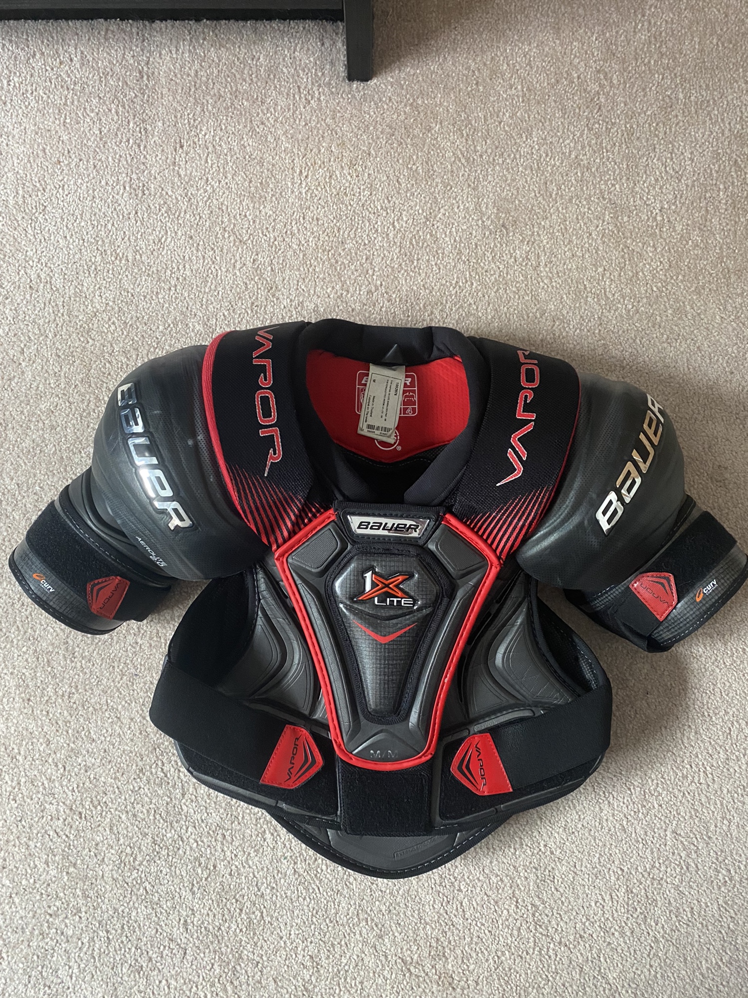 Senior Medium Bauer Vapor 1X Lite Shoulder Pads SidelineSwap