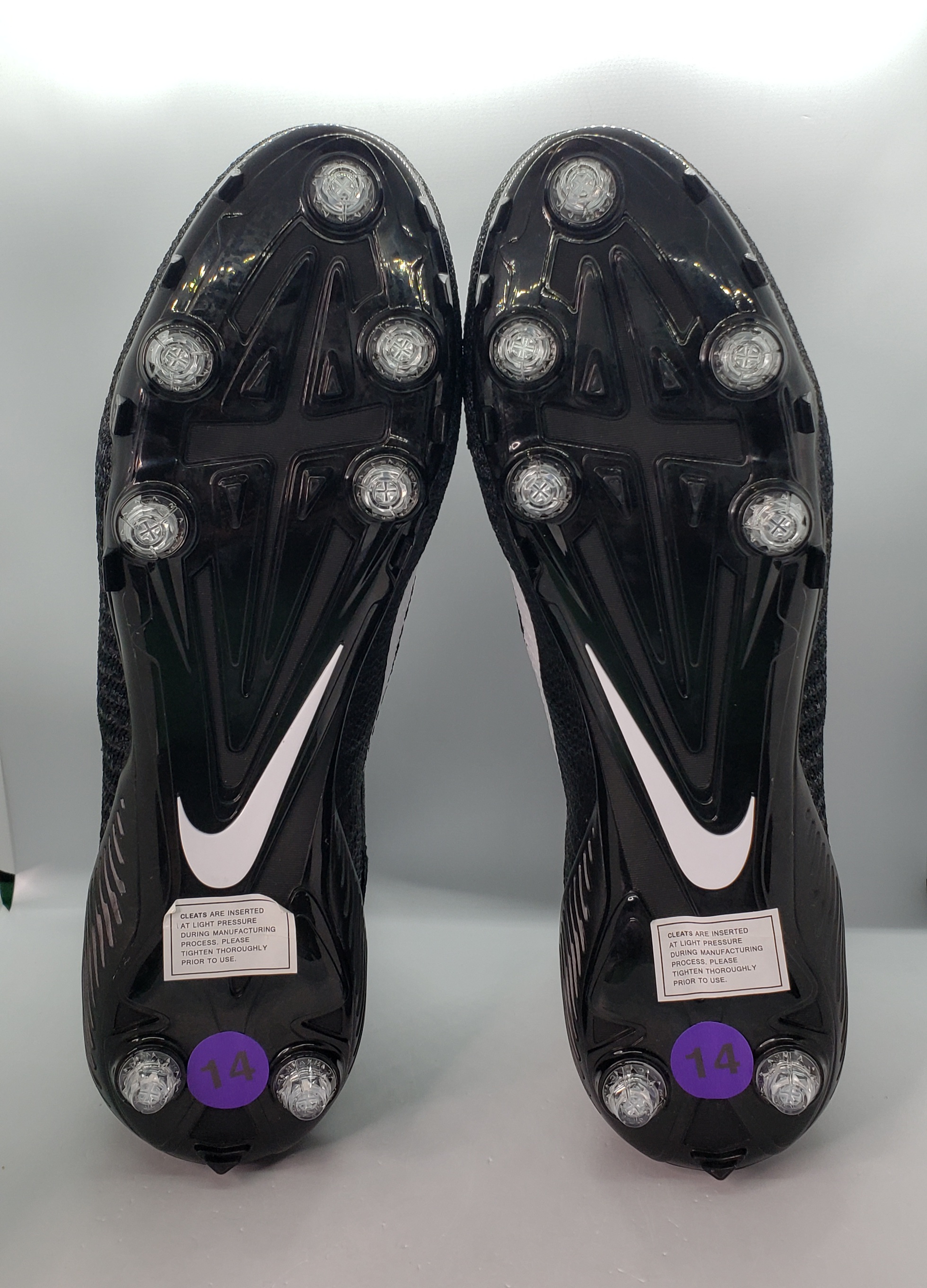 nike men's alpha menace varsity 2 mid football cleats