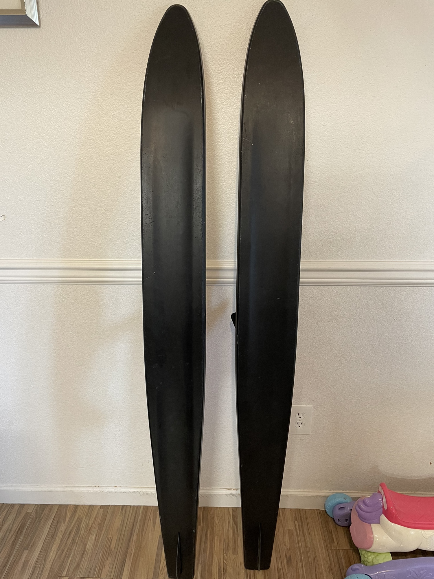 Blue Used O'Brien Water Skis SidelineSwap