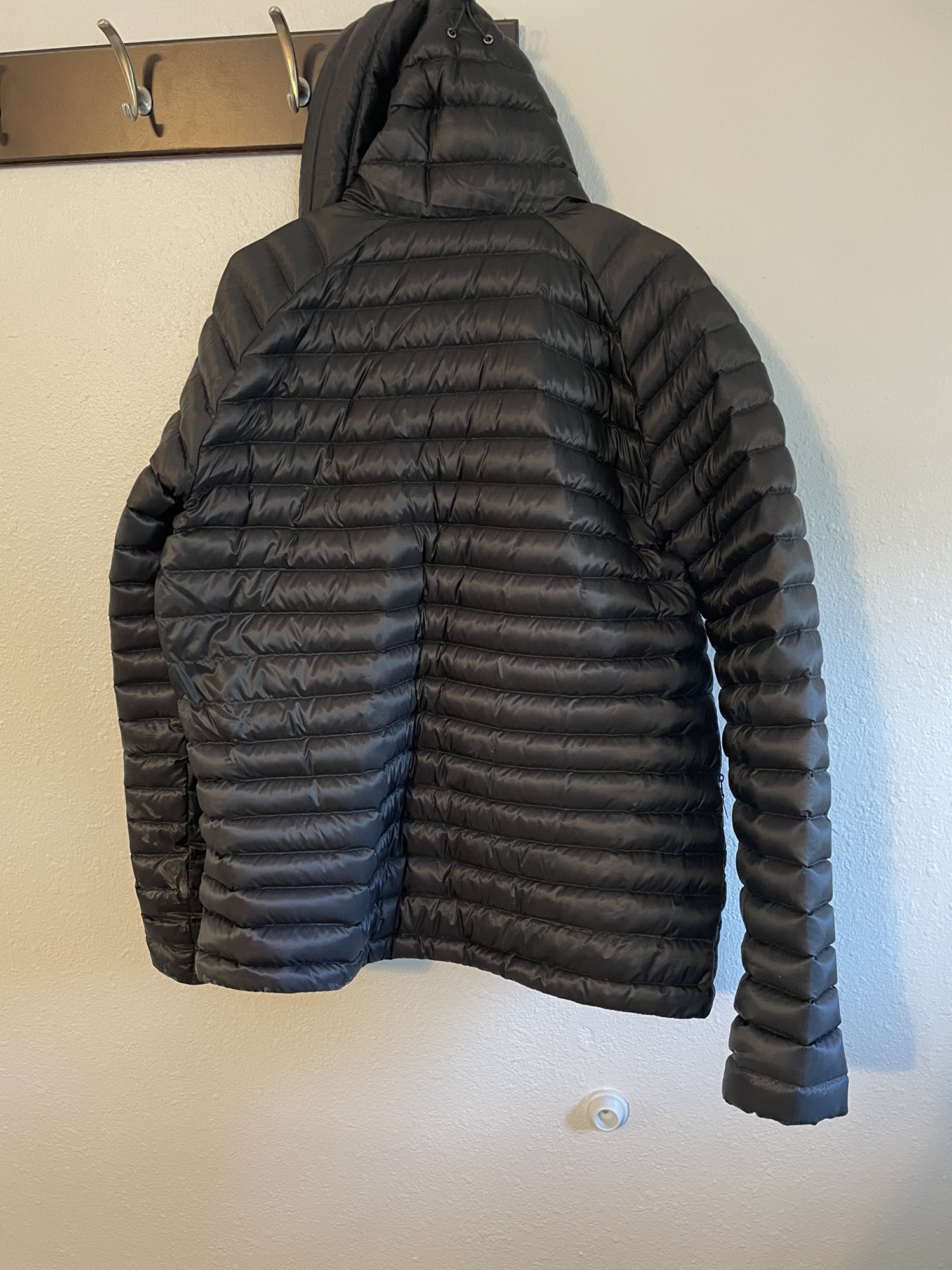 Black Diamond Approach Down jacket Medium SidelineSwap