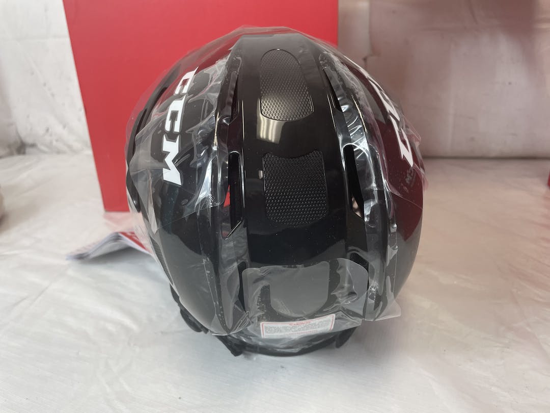 New Ccm Fl40 Sm Hockey Helmet W Cage Hecc Certification Ends Oct 2023