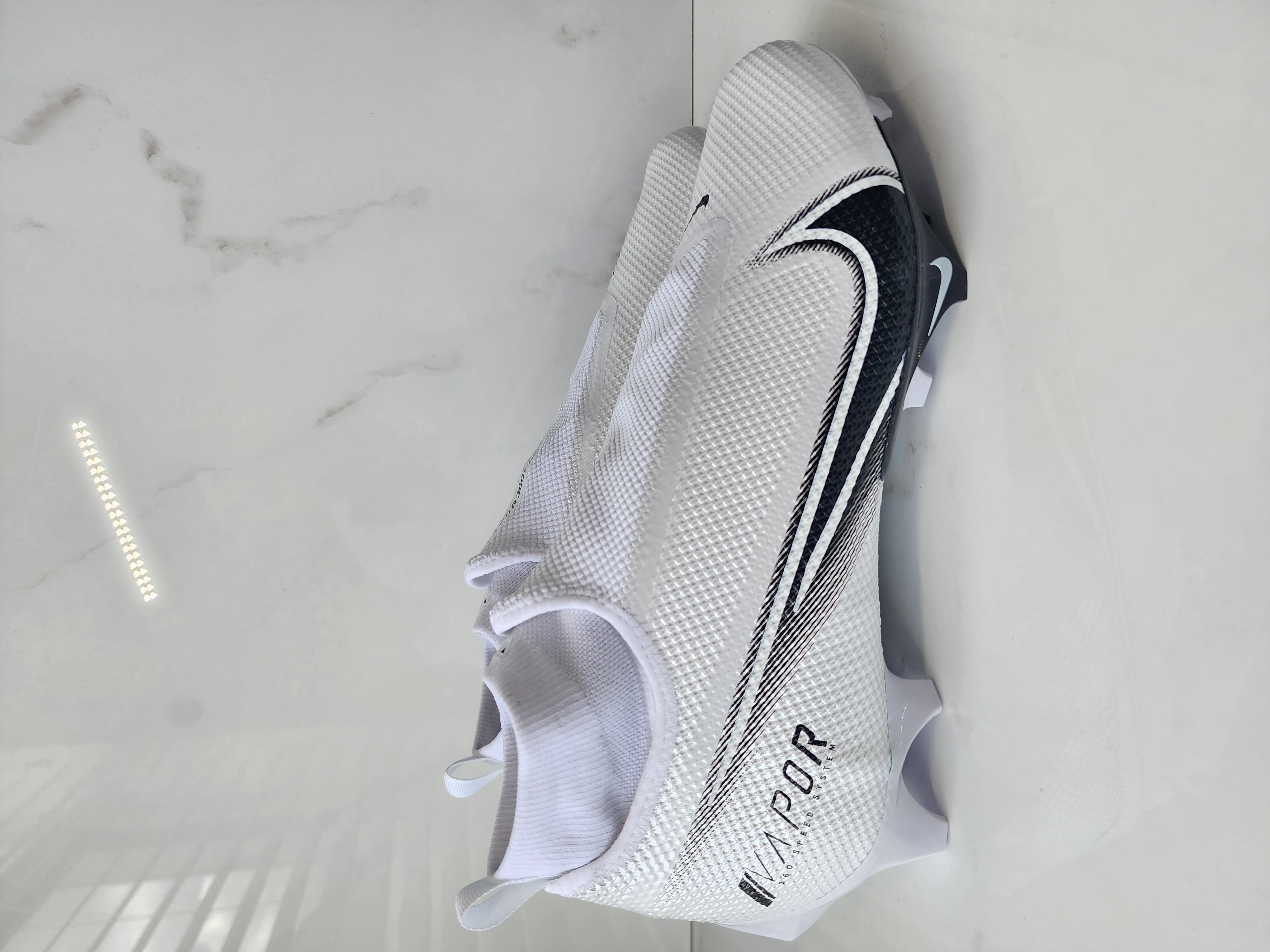Nike Vapor Edge PRO 360 Football Cleats wide NEW SidelineSwap