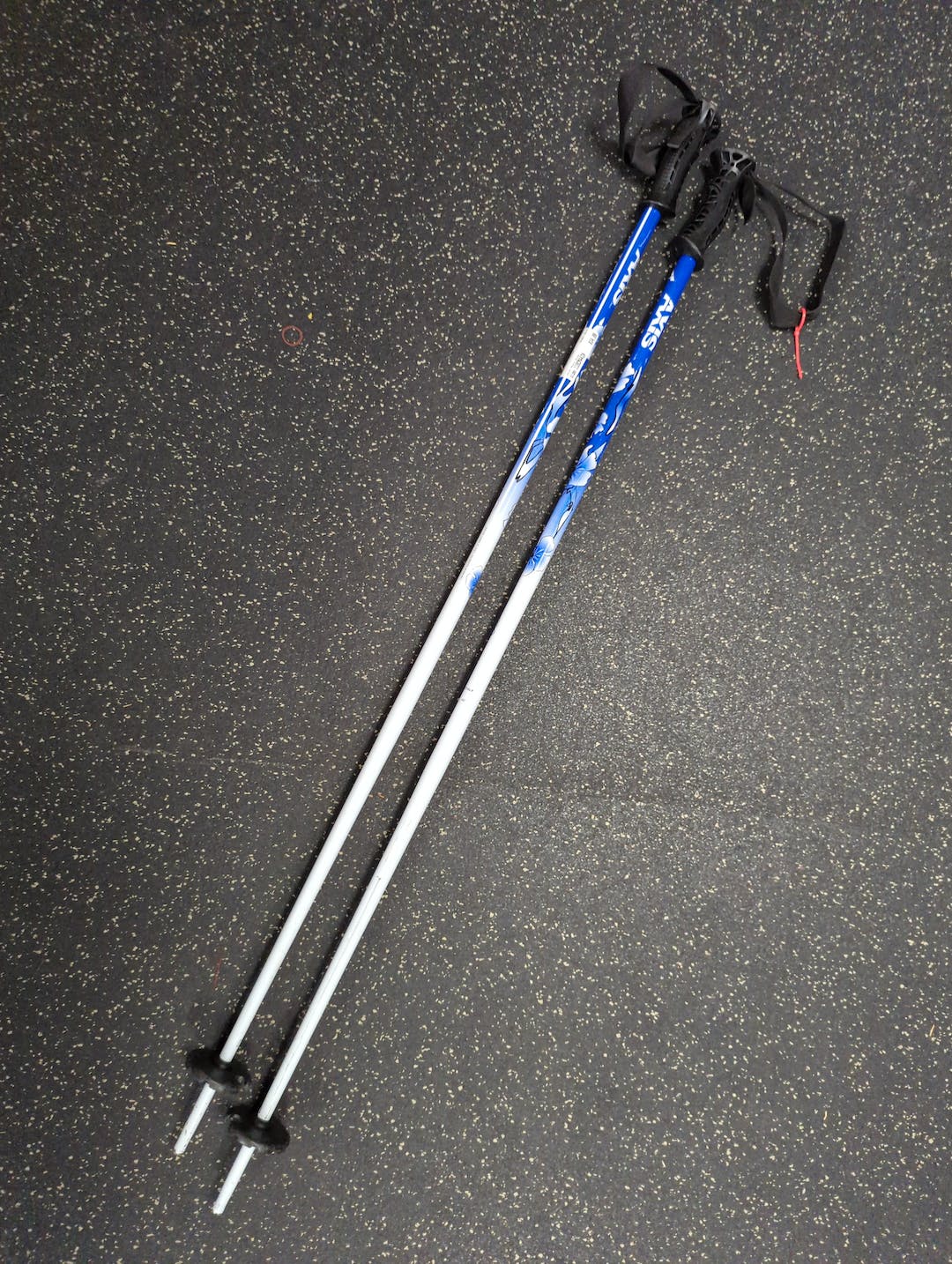 axis ski poles
