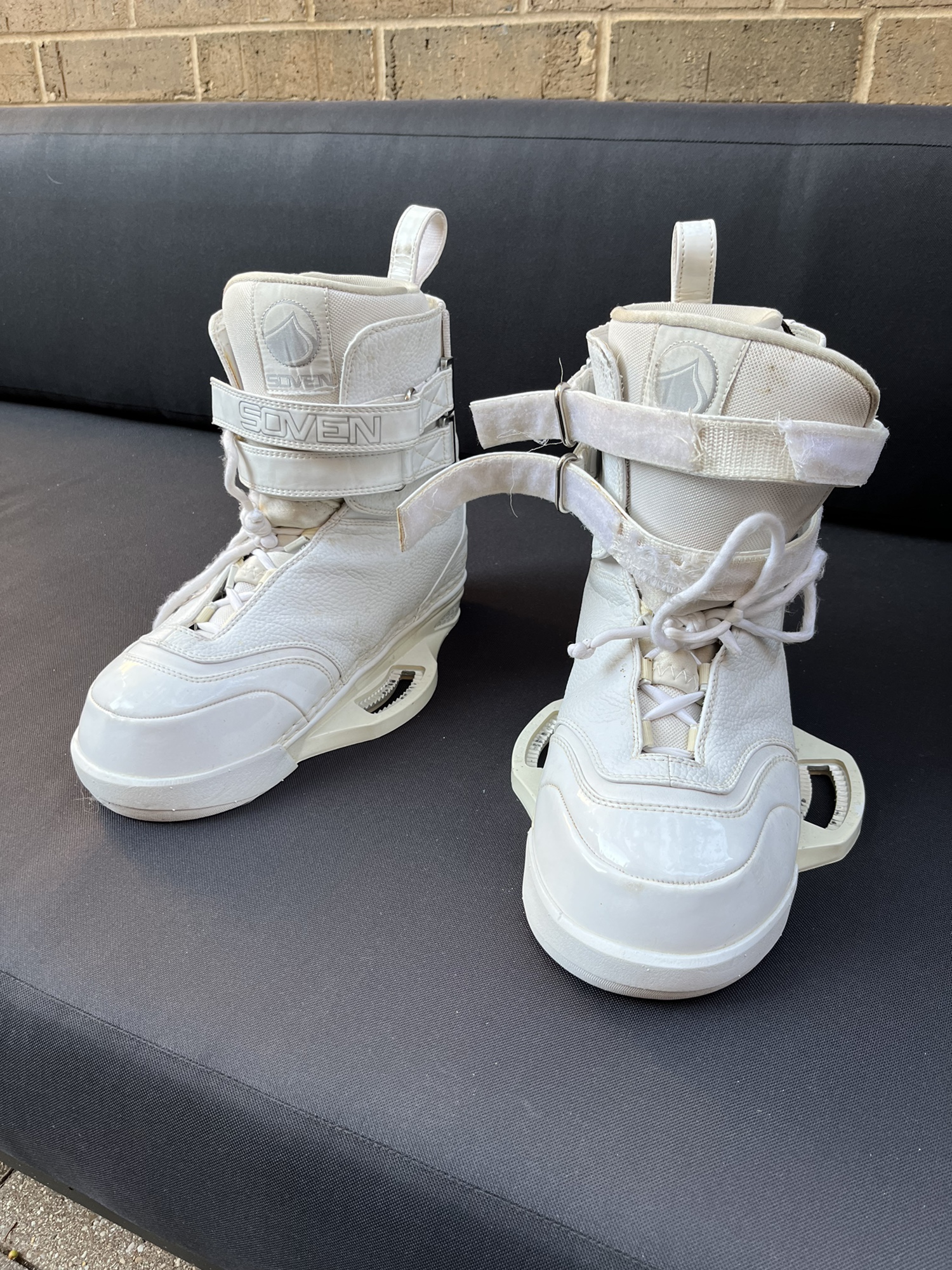 Used Wakeboard Bindings SidelineSwap