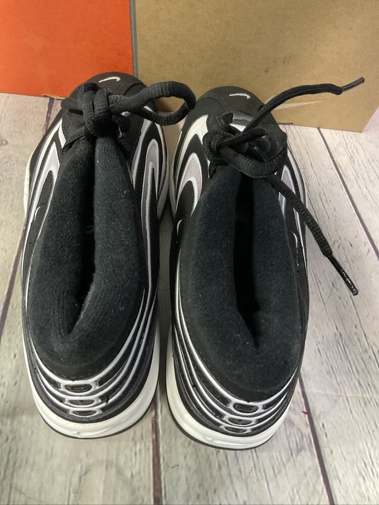 Nike Air Pound It II Mens Athletic Shoes Size 7 Black White New With Box SidelineSwap