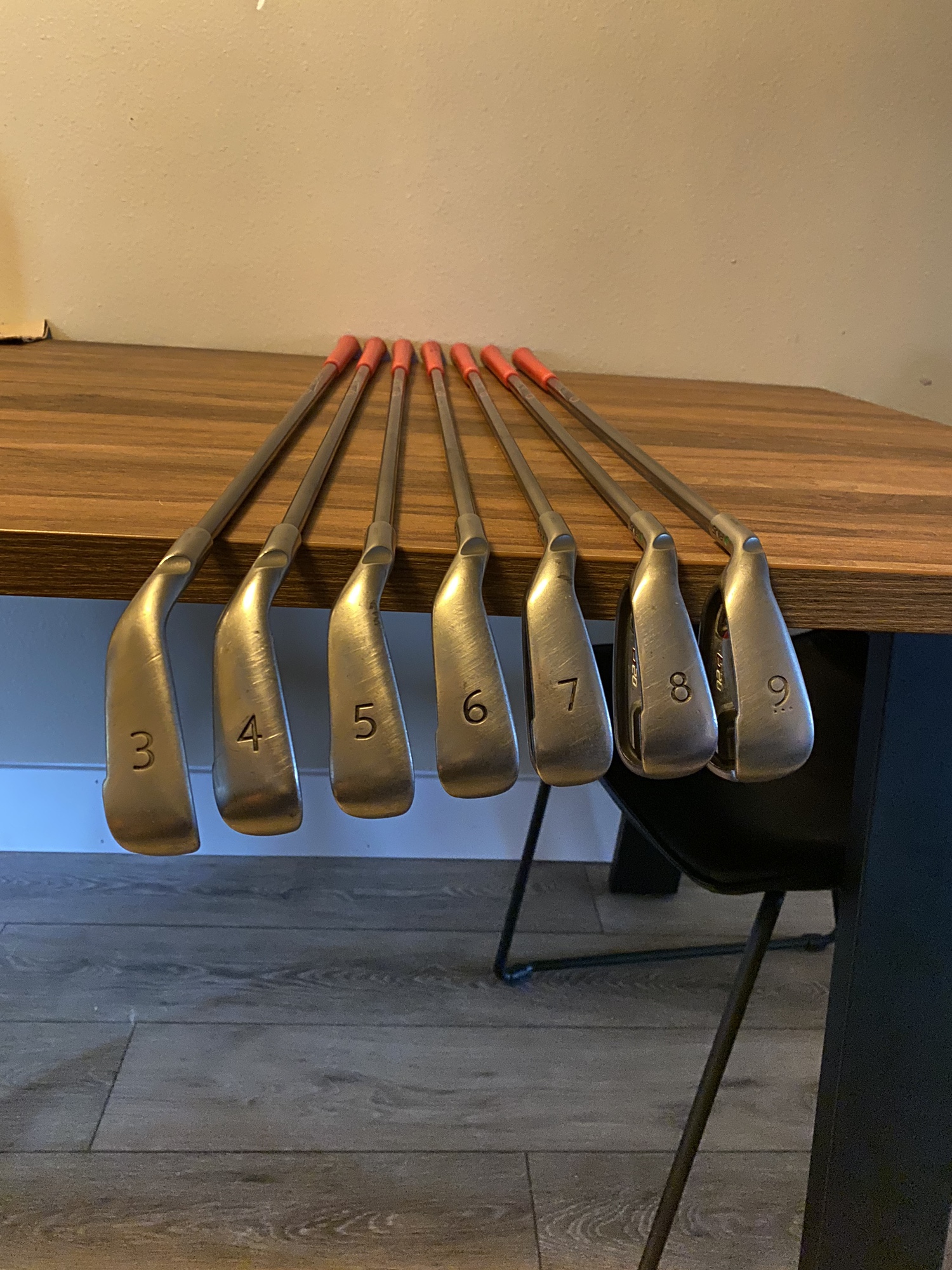 Men's Left Hand Senior Flex Graphite Shaft G20 Iron Set SidelineSwap
