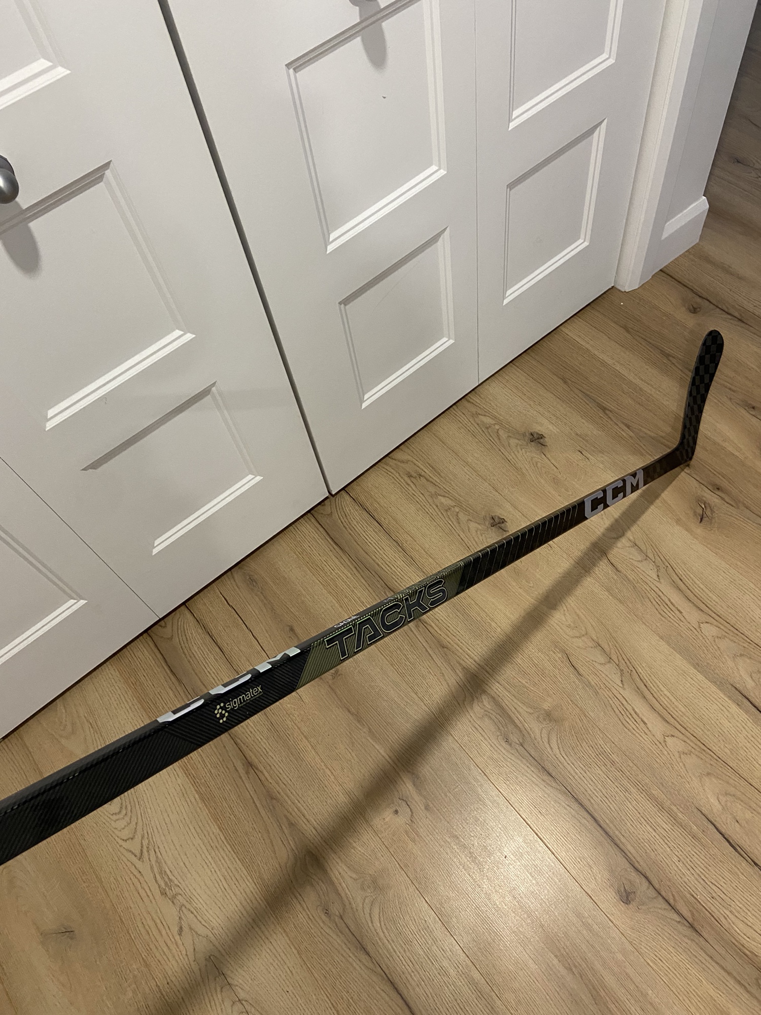 CCM ASV TACKS Stick SidelineSwap