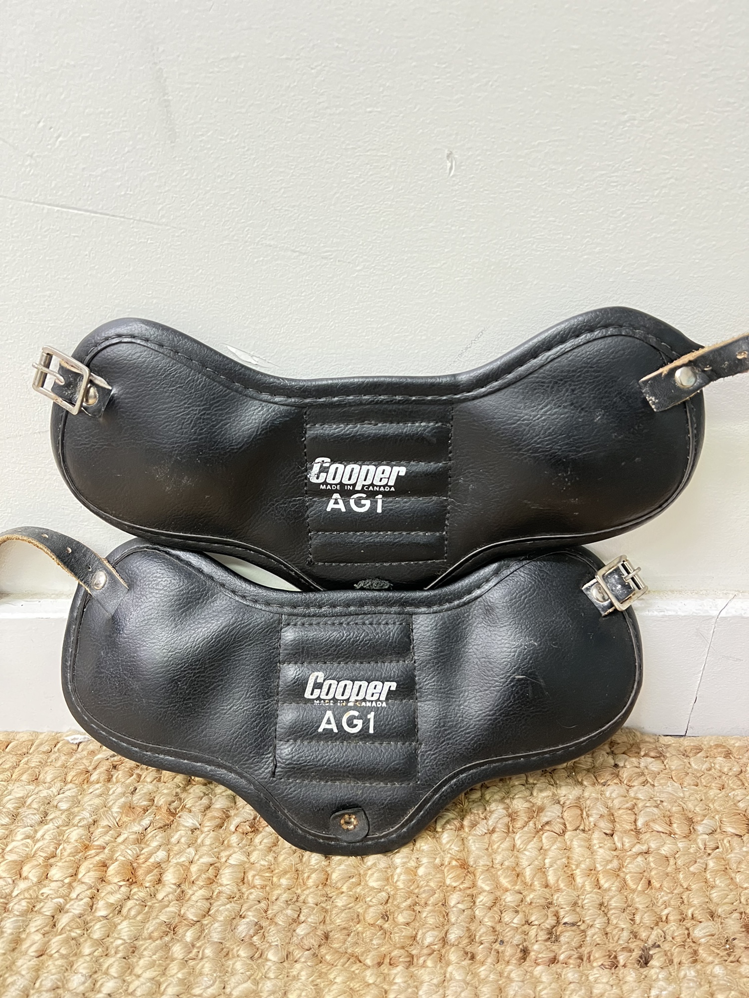 Cooper AG1 Pro Hockey Ankle Guards Straps | SidelineSwap