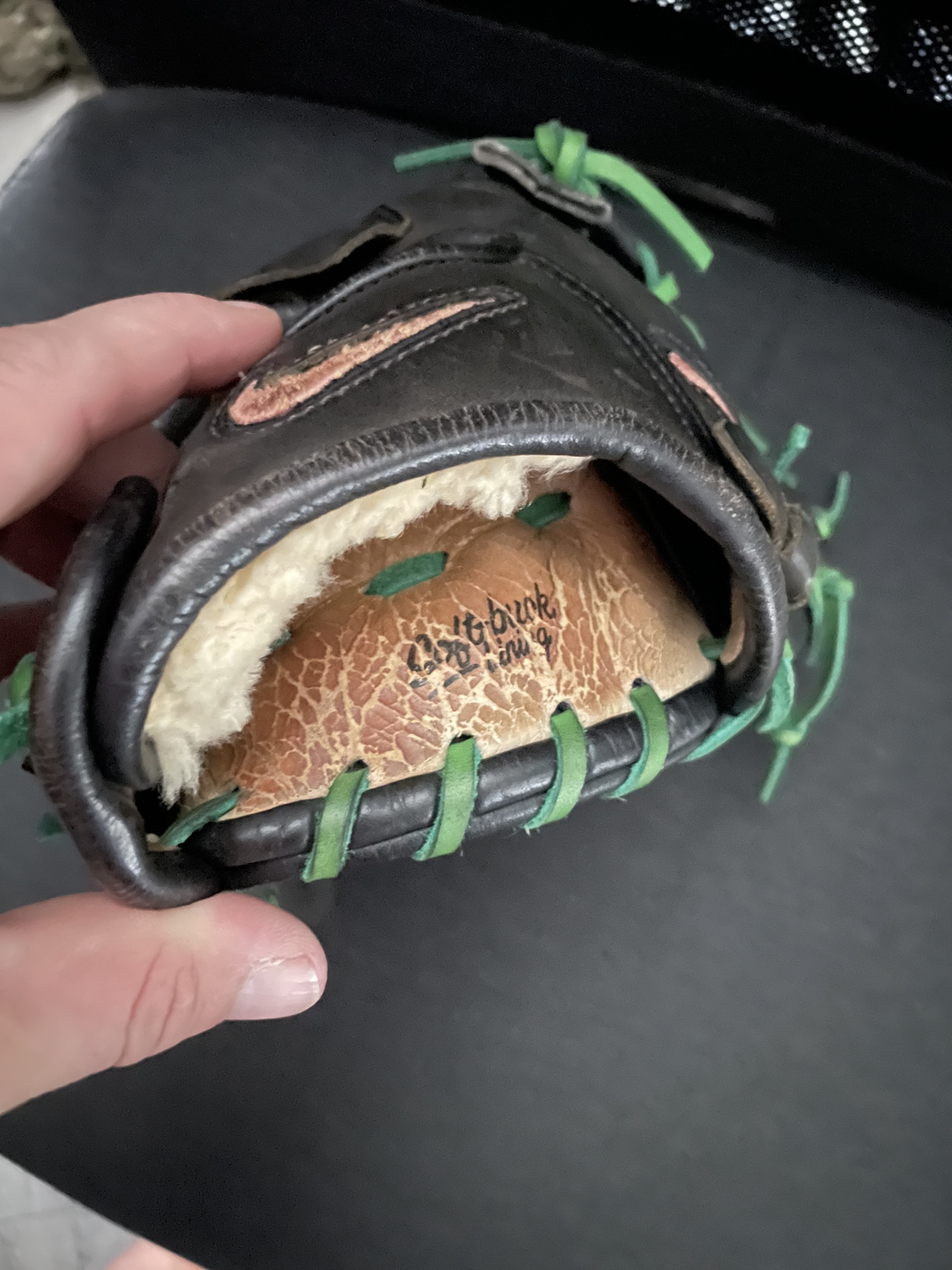 Nike Pro Gold Tradition SidelineSwap