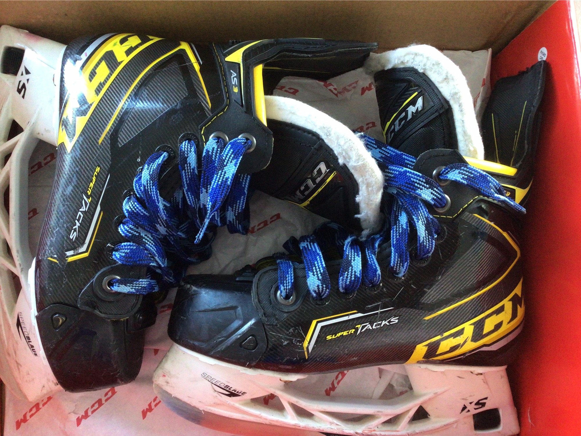 CCM Tacks Super Tacks AS1 Junior Eishockey Schlittschuhe