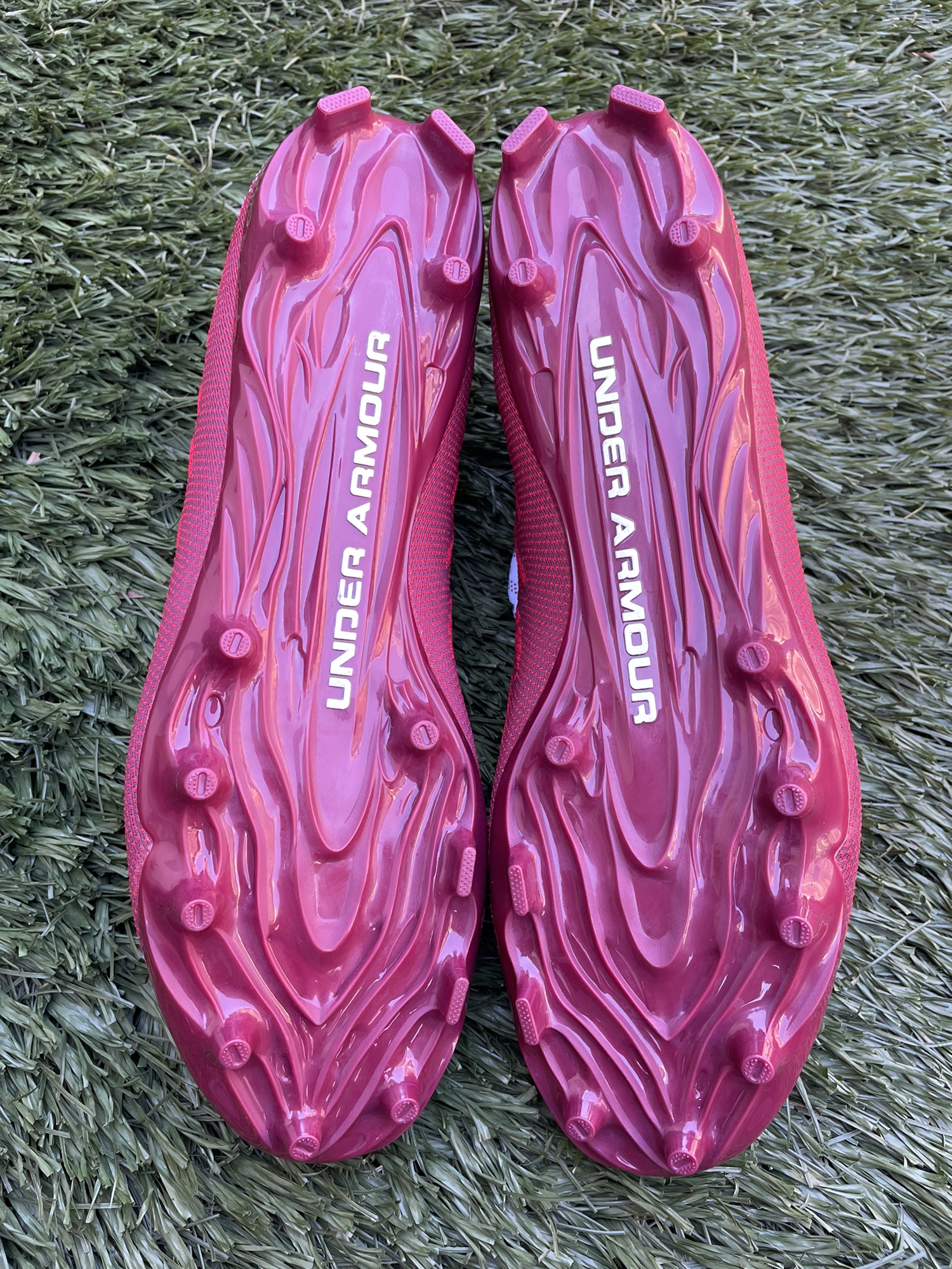 under armour maroon football cleats