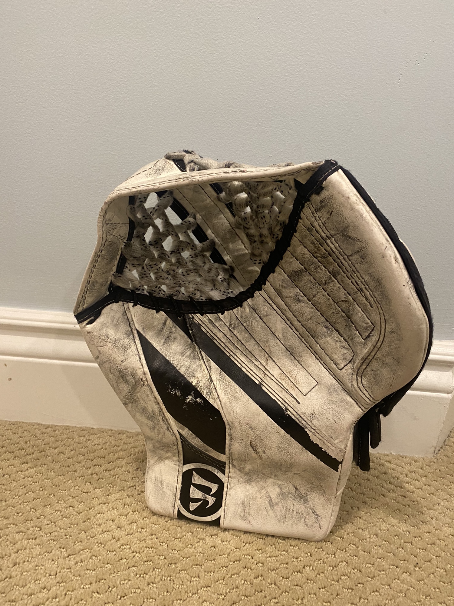 Warrior Goalie Glove Junior RG5 SidelineSwap