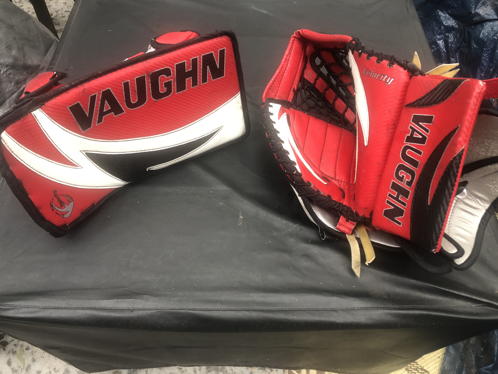 Vaughn Velocity Full Right Goalie Blocker and Glove Combo SidelineSwap