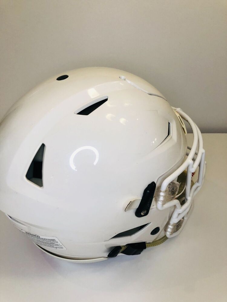 Medium Adult Riddell Speedflex Football Helmet with Brand New White