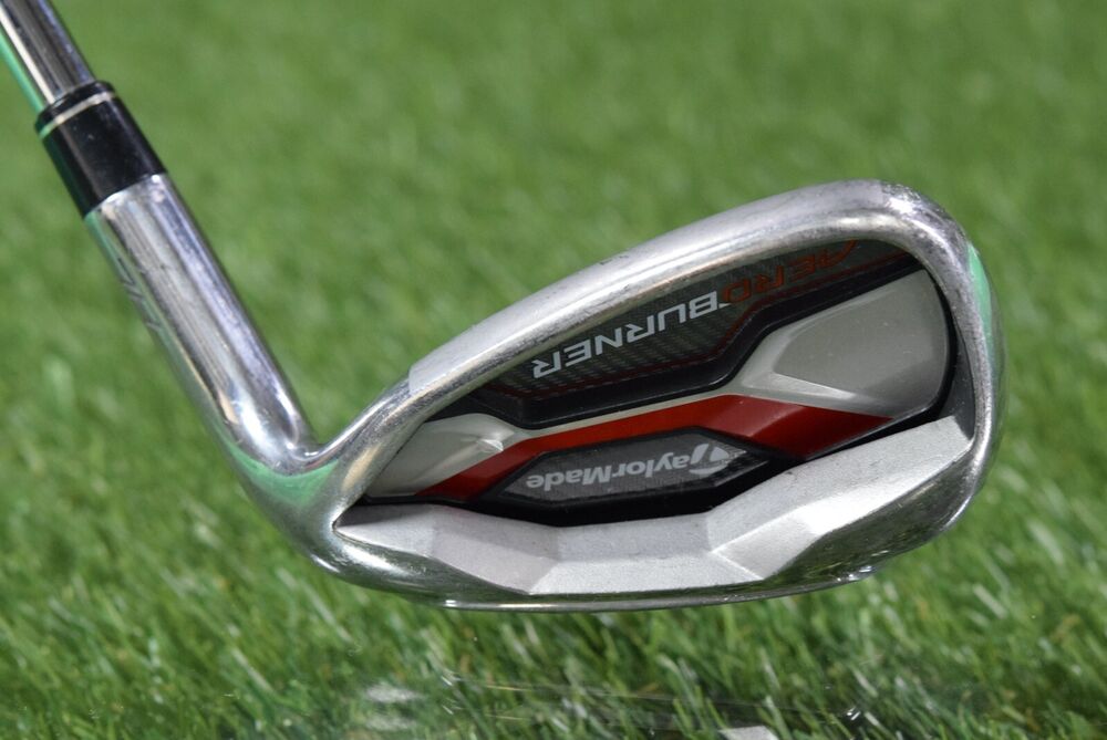 TAYLORMADE AERO BURNER HL PITCHING WEDGE W/ AERO BURNER STIFF FLEX