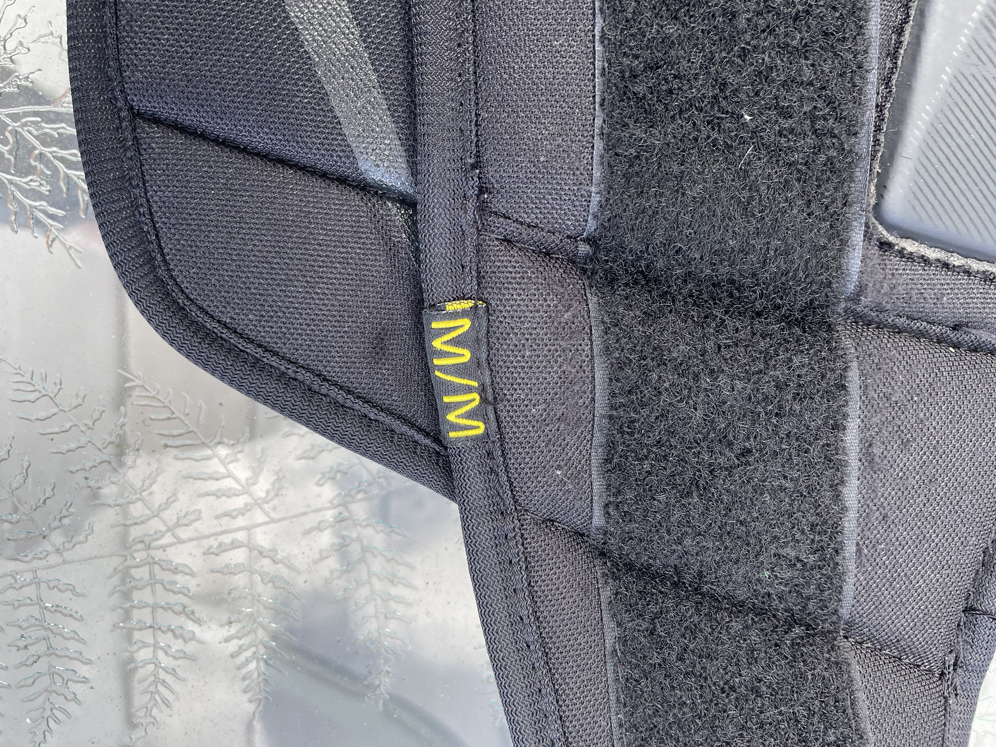 Senior Medium Bauer Supreme S29 Shoulder Pads SidelineSwap