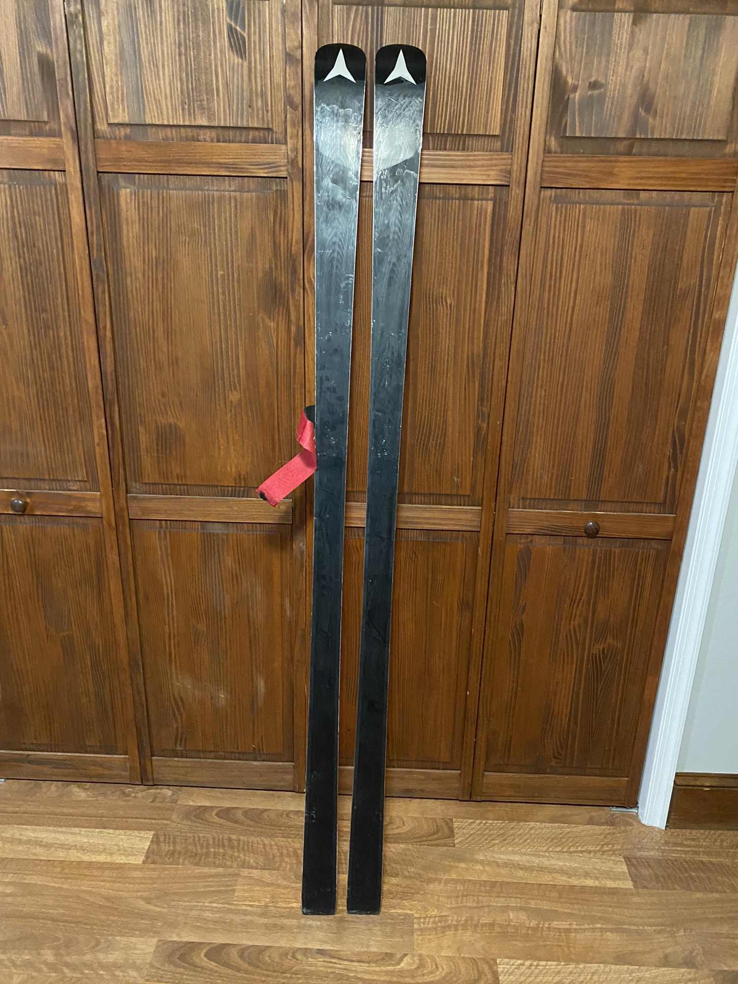 Old Shot Atomic GS Skis Zero Edge Rocks Skis SidelineSwap