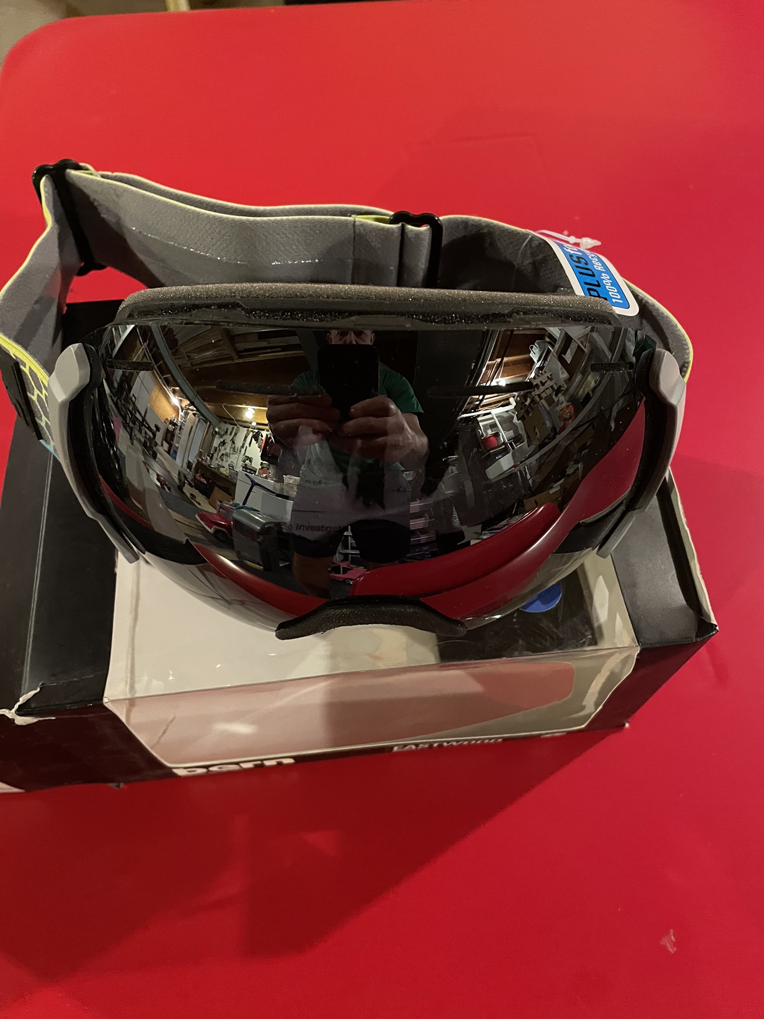 New Bern Large Ski Goggles SidelineSwap