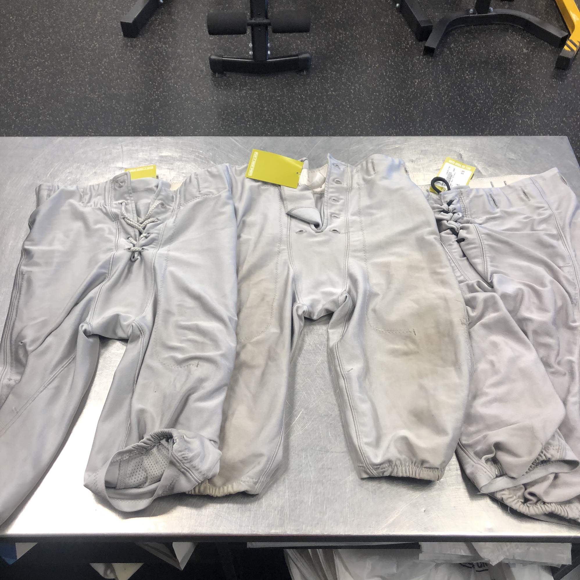 3x Badger Adult Medium Gray Football Pants For BostonFootball SidelineSwap