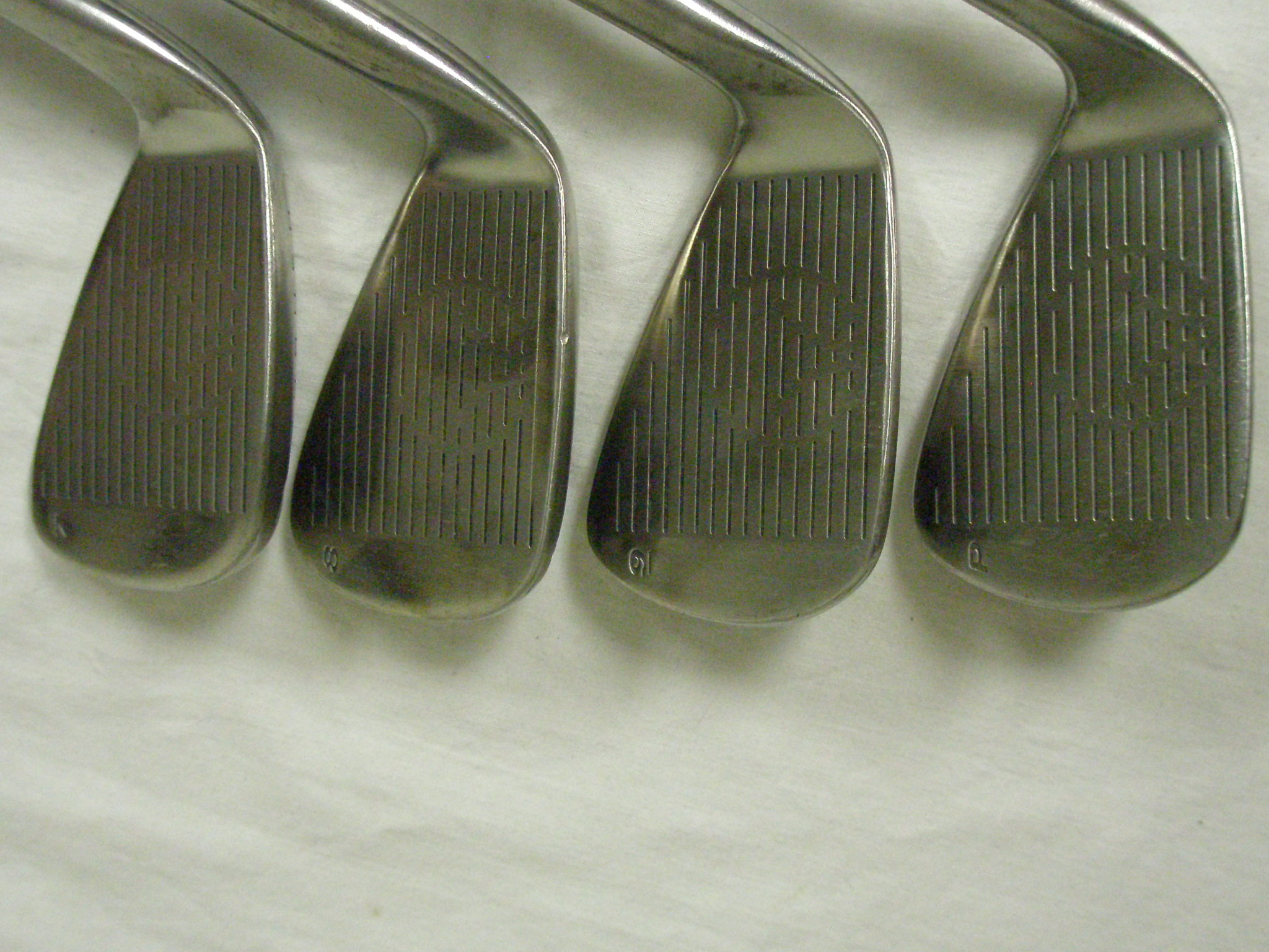 Taylor Made Burner Oversize Irons Set 3PW (Graphite Bubble, REGULAR) Golf Clubs SidelineSwap