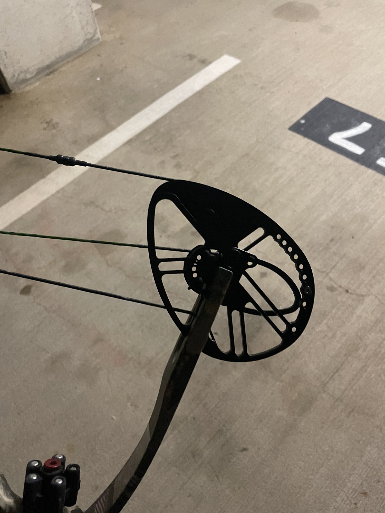 Blackout SS Compound Bow SidelineSwap