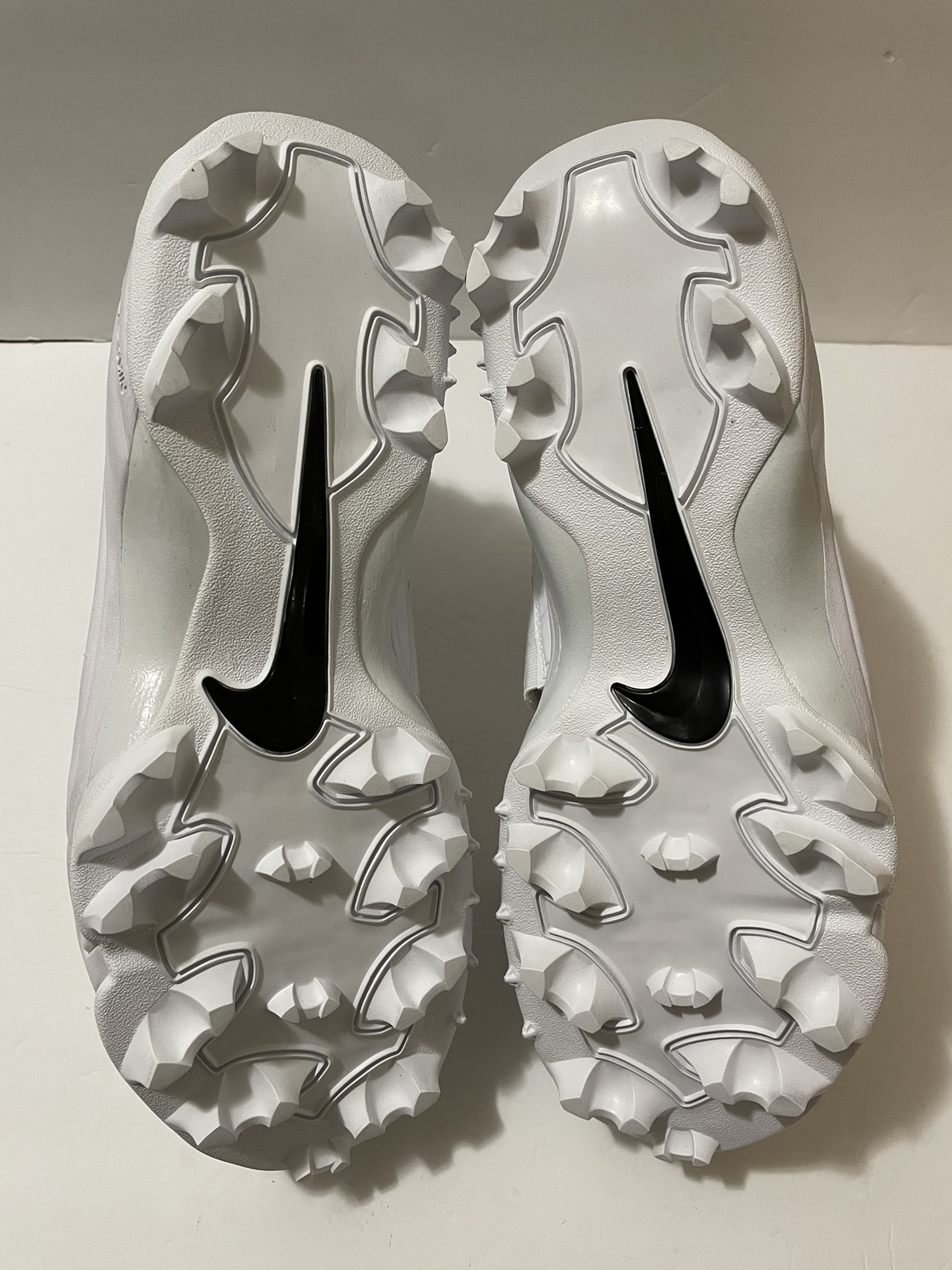 nike savage shark 2 football cleats