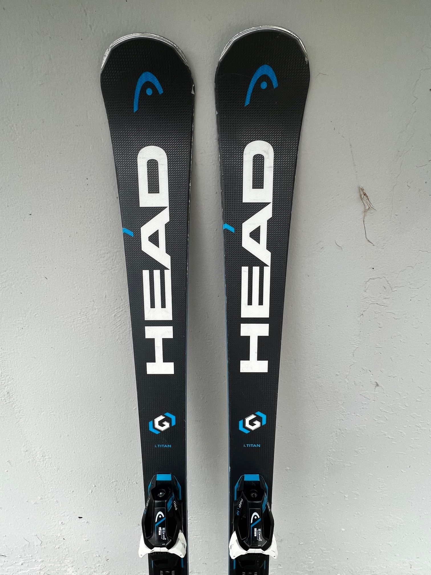 Used Unisex 2020 HEAD All Mountain i. Titan Skis With Bindings
