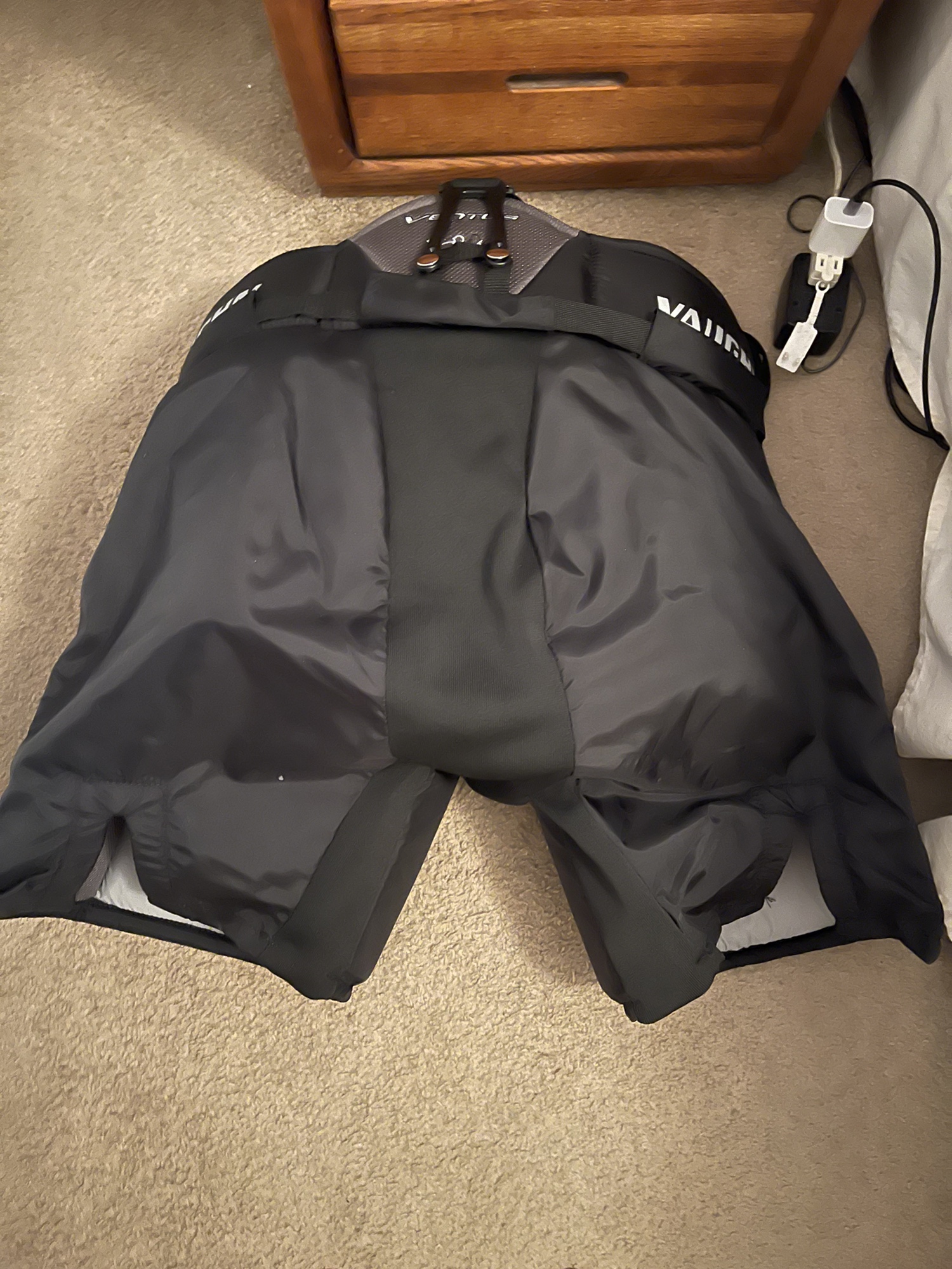 New XXL Vaughn Ventus SLR Pro Hockey Goalie Pants SidelineSwap