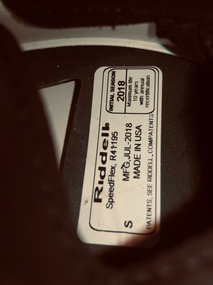 2020 Adult Small S Riddell Speedflex Glossy Football Helmet. Very Clean