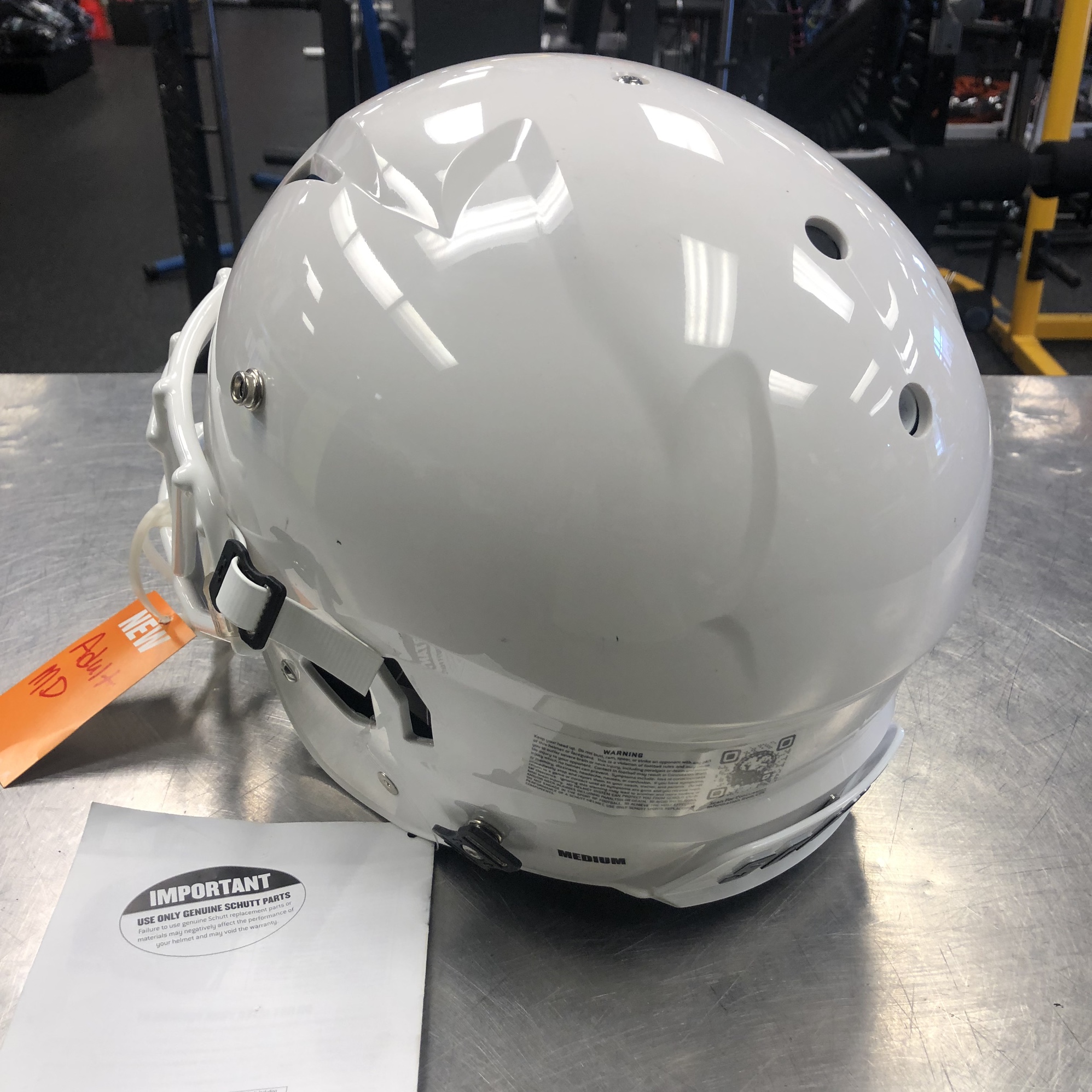 New Adult Medium Schutt Vengeance Pro LTD II Football Helmet SidelineSwap