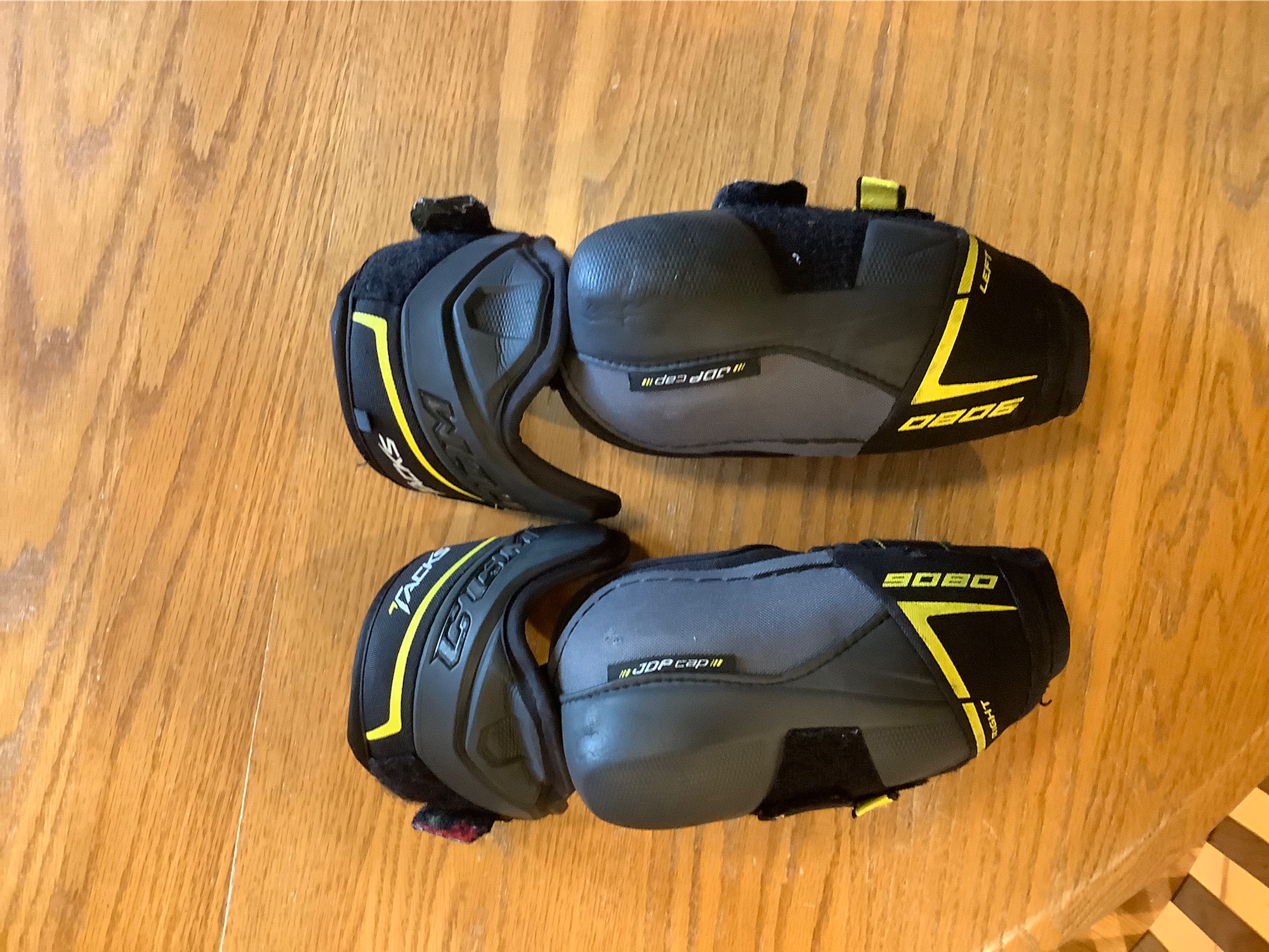 Used Medium CCM Super Tacks Elbow Pads SidelineSwap