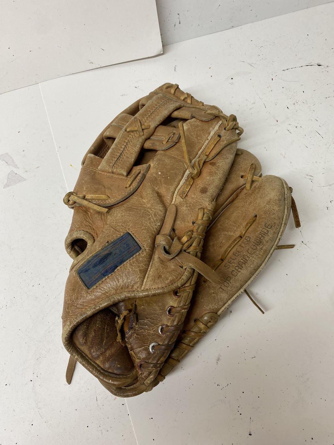 Used Regent Big Man 13" Fielders Gloves SidelineSwap
