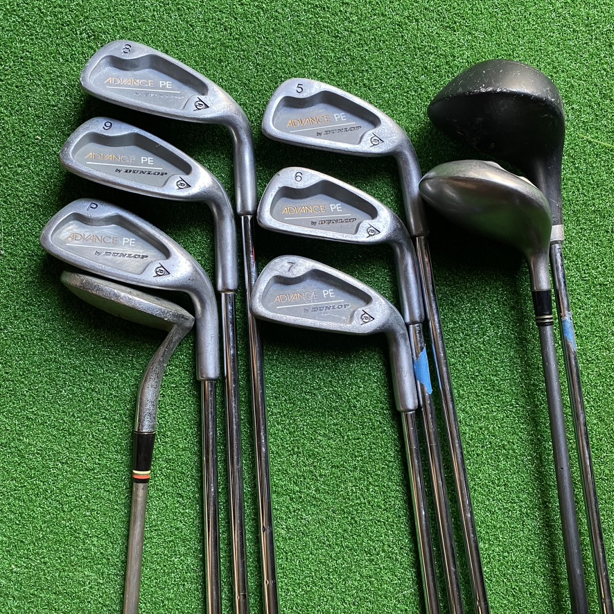 Dunlop Mens Right Handed Starter Golf Club Set Complete SidelineSwap