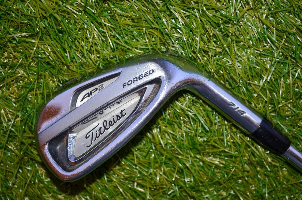 Titleist Ap2 714 Wedge Right Handed 35.5" Steel Wedge New Grip