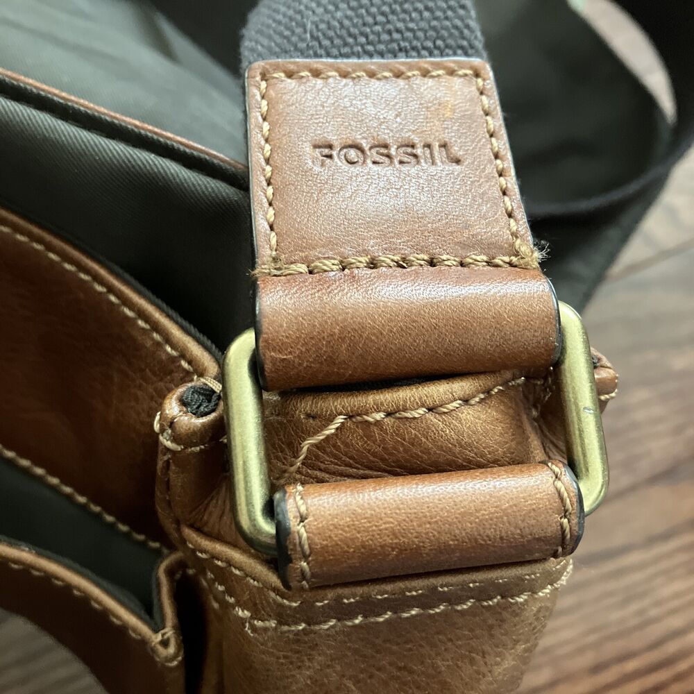 Men's Fossil Brown Leather Messenger Bag SidelineSwap